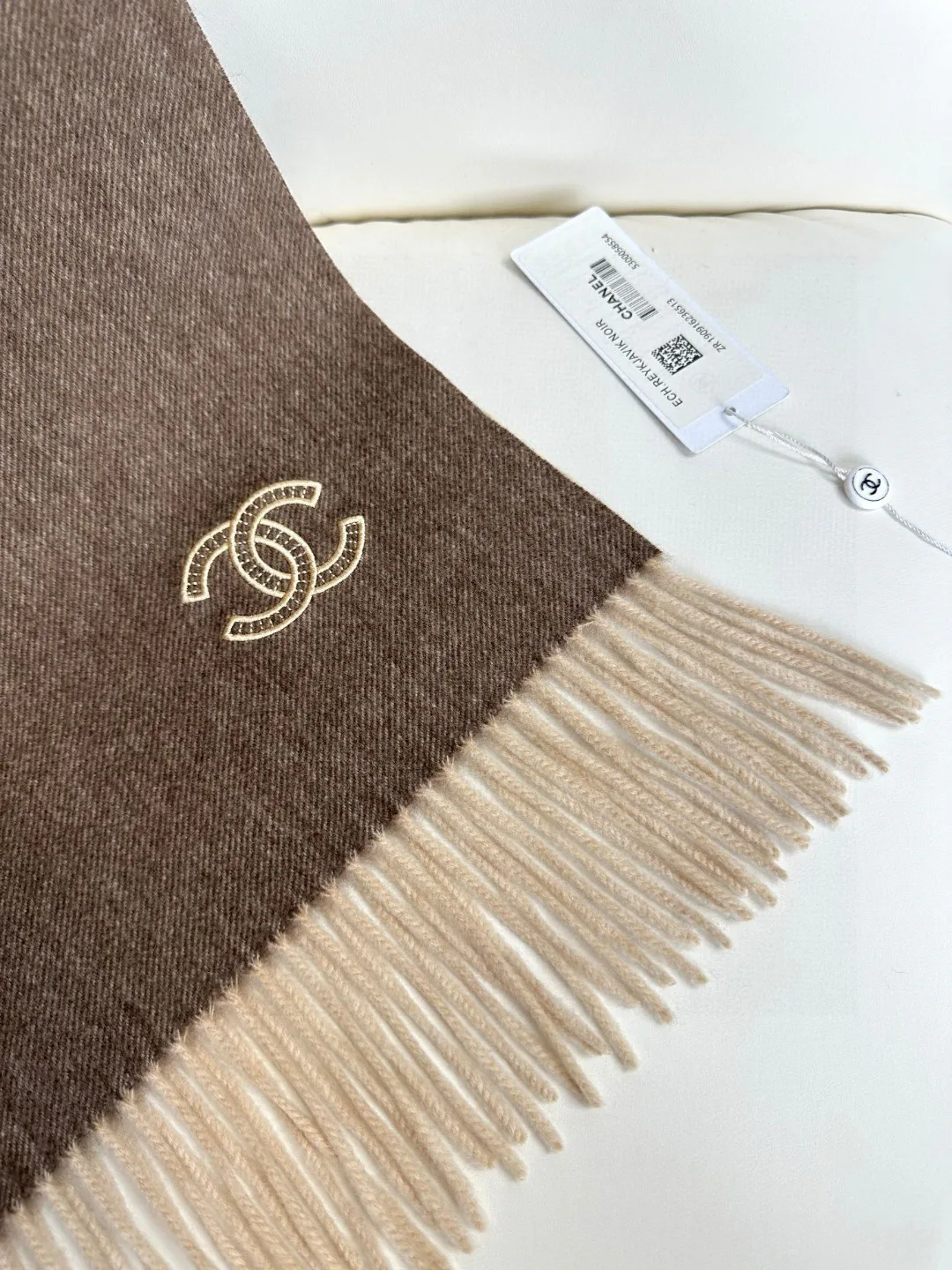 Scarves CHANEL 18322269