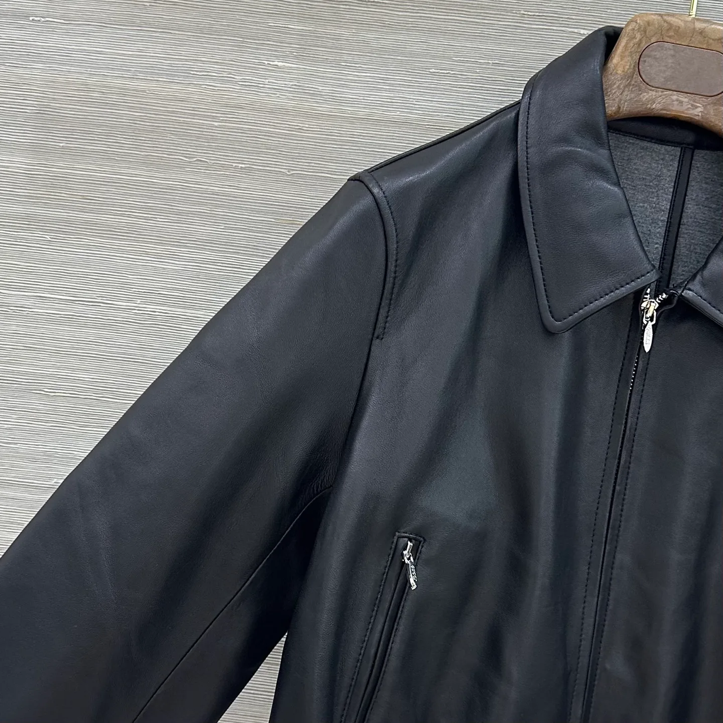 Women's Leather Jackets And Sheepskin Coats GUCCI 18027485