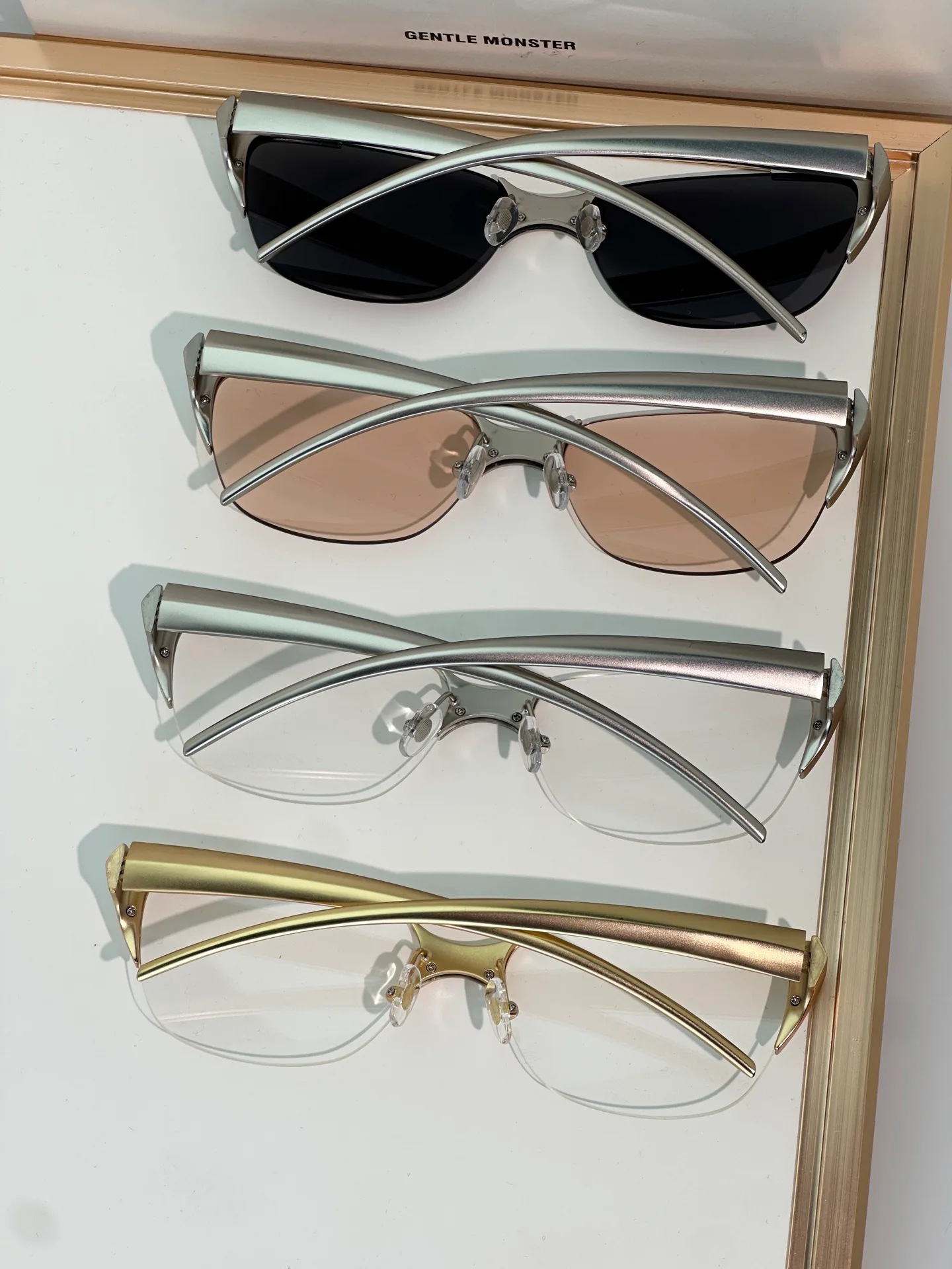Glasses GENTLE MONSTER 18239213