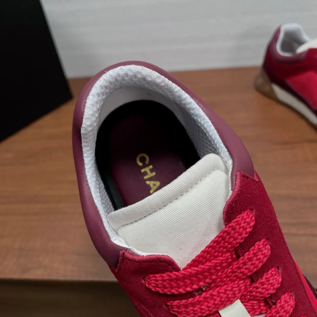 Women's Sneakers CHANEL 18000602