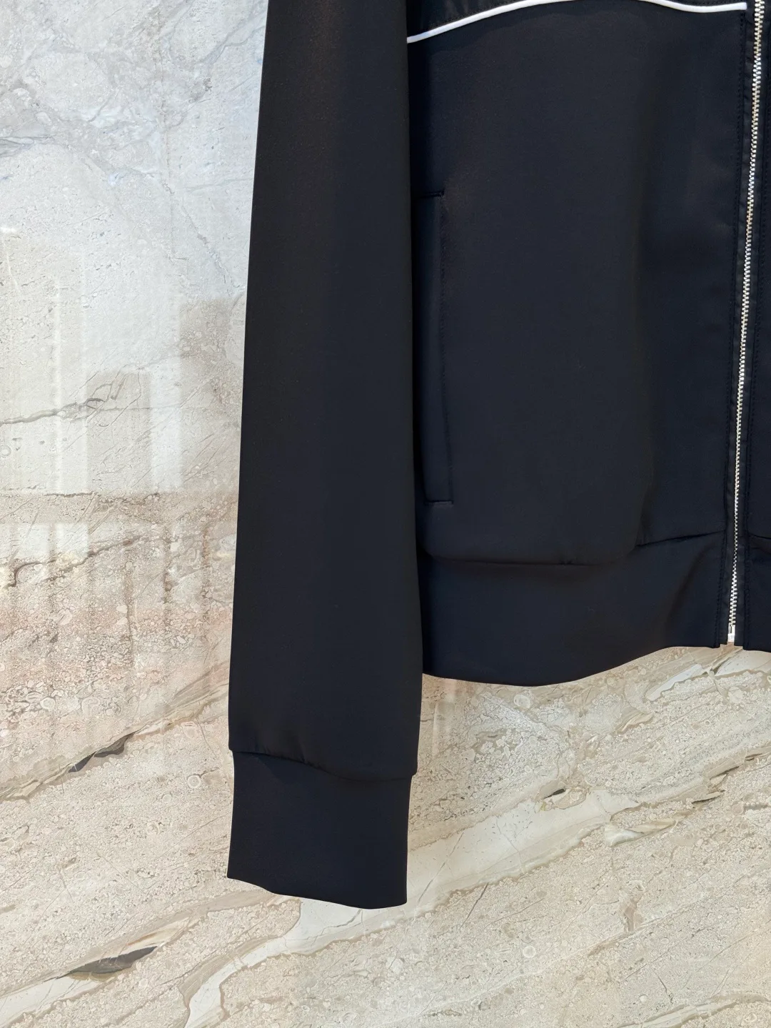 Women's Jackets And Down Jackets PRADA 18120153