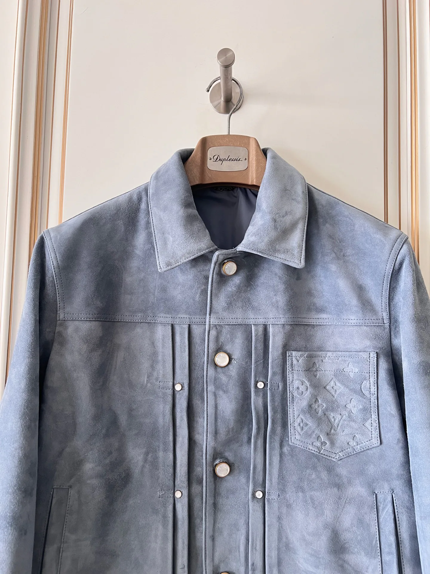 Women's Leather Jackets And Sheepskin Coats LOUIS VUITTON 18409015