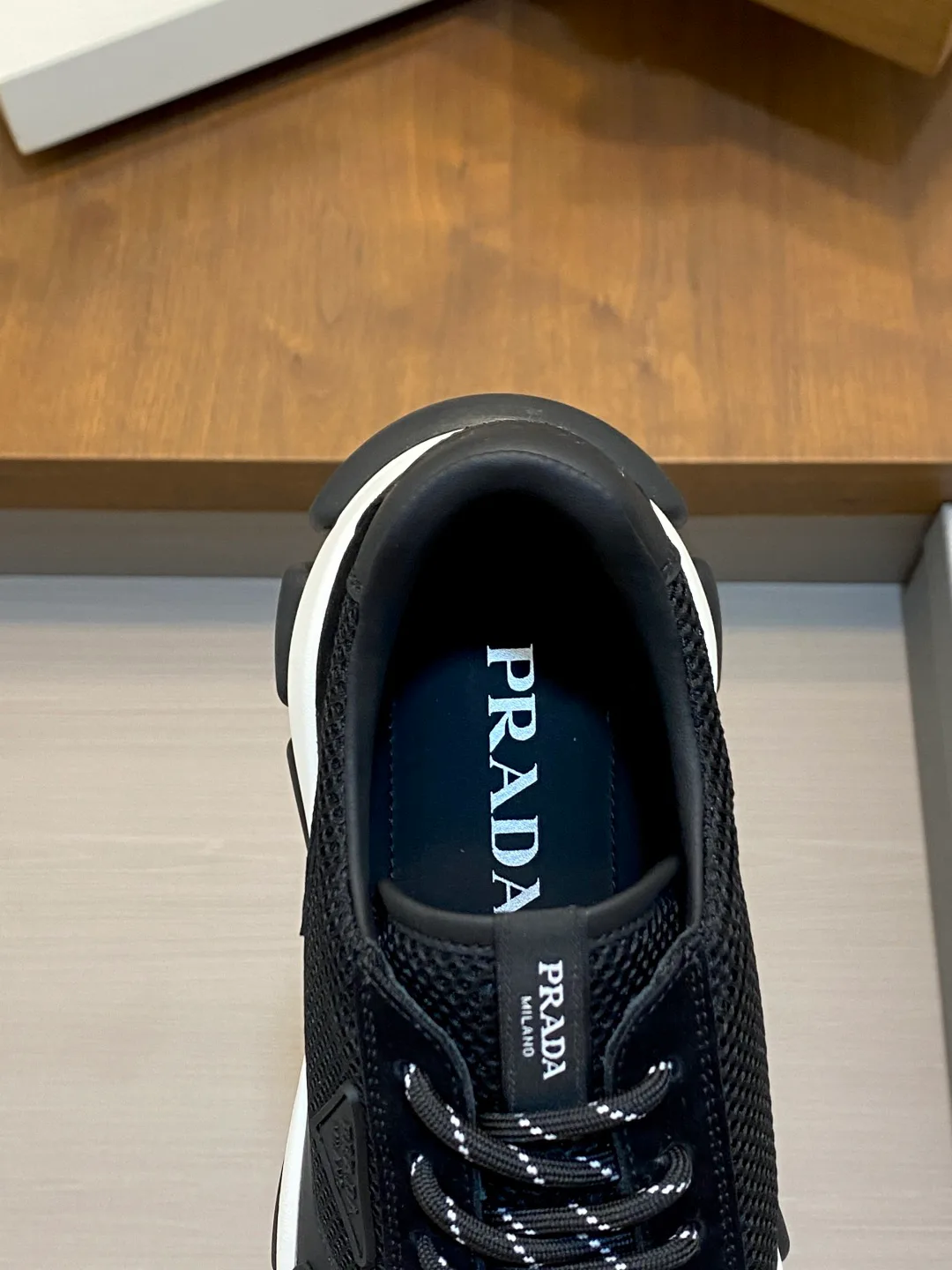 Men's Sneakers PRADA 18055223
