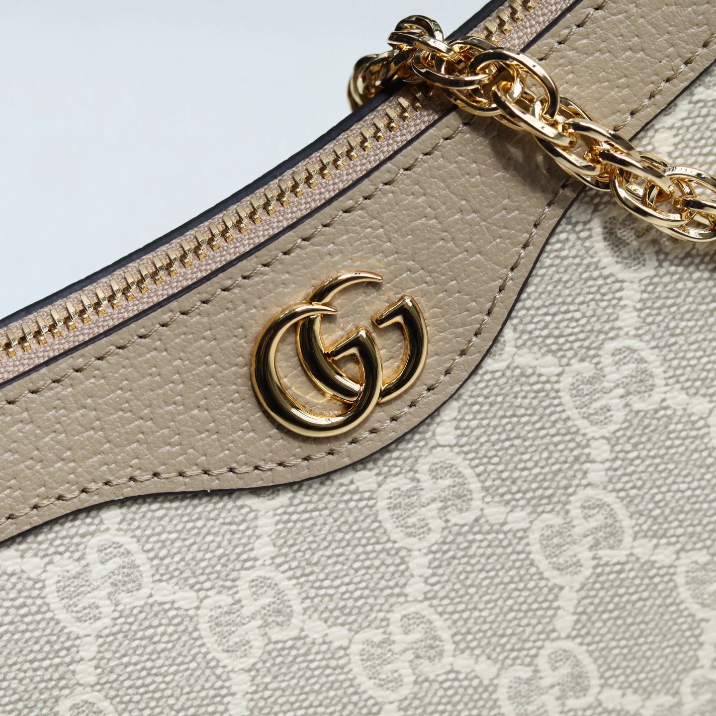 Women's Classic Handbags GUCCI 17947802