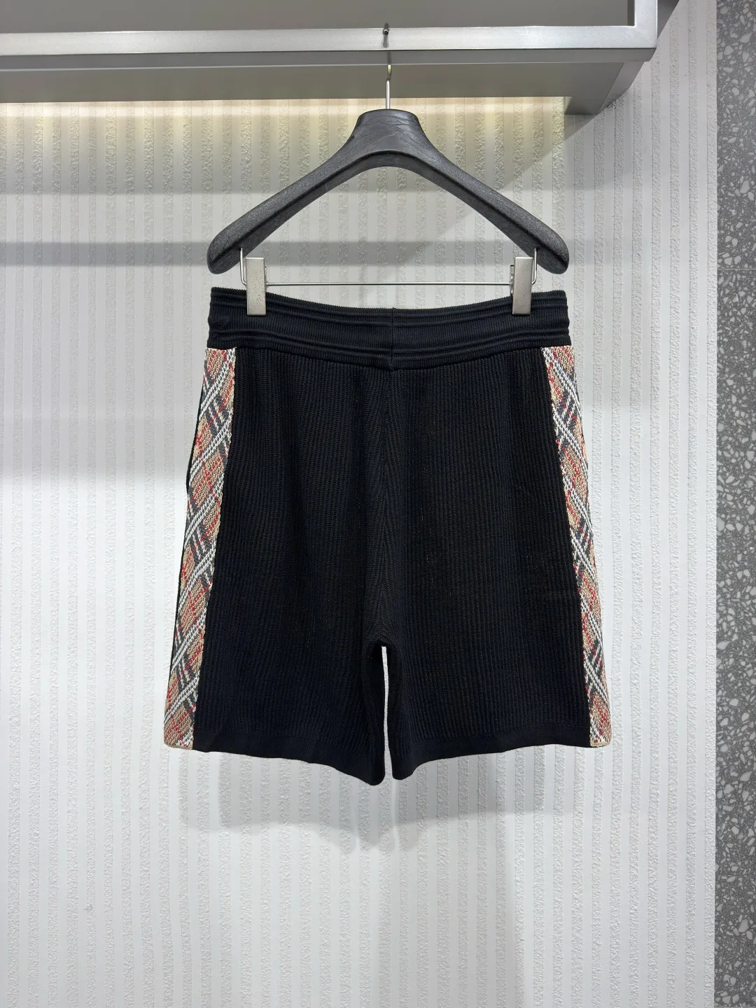 Men's Shorts BURBERRY 17577635