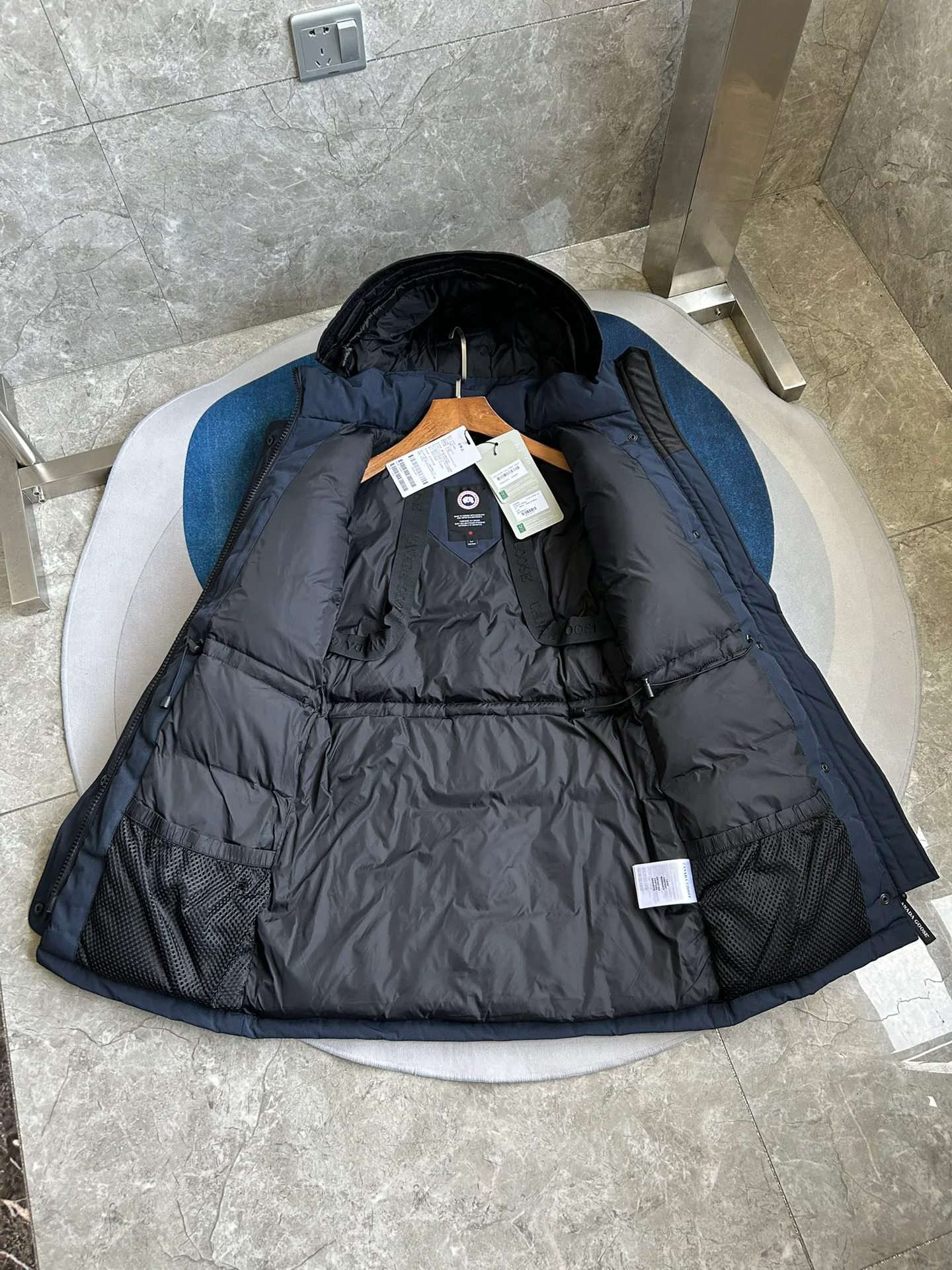 Women's Jackets And Down Jackets CANADA GOOSE 18188612