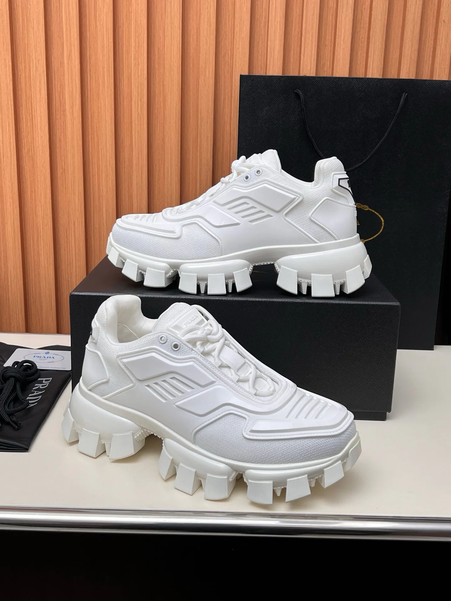 Women's Sneakers PRADA 17955142