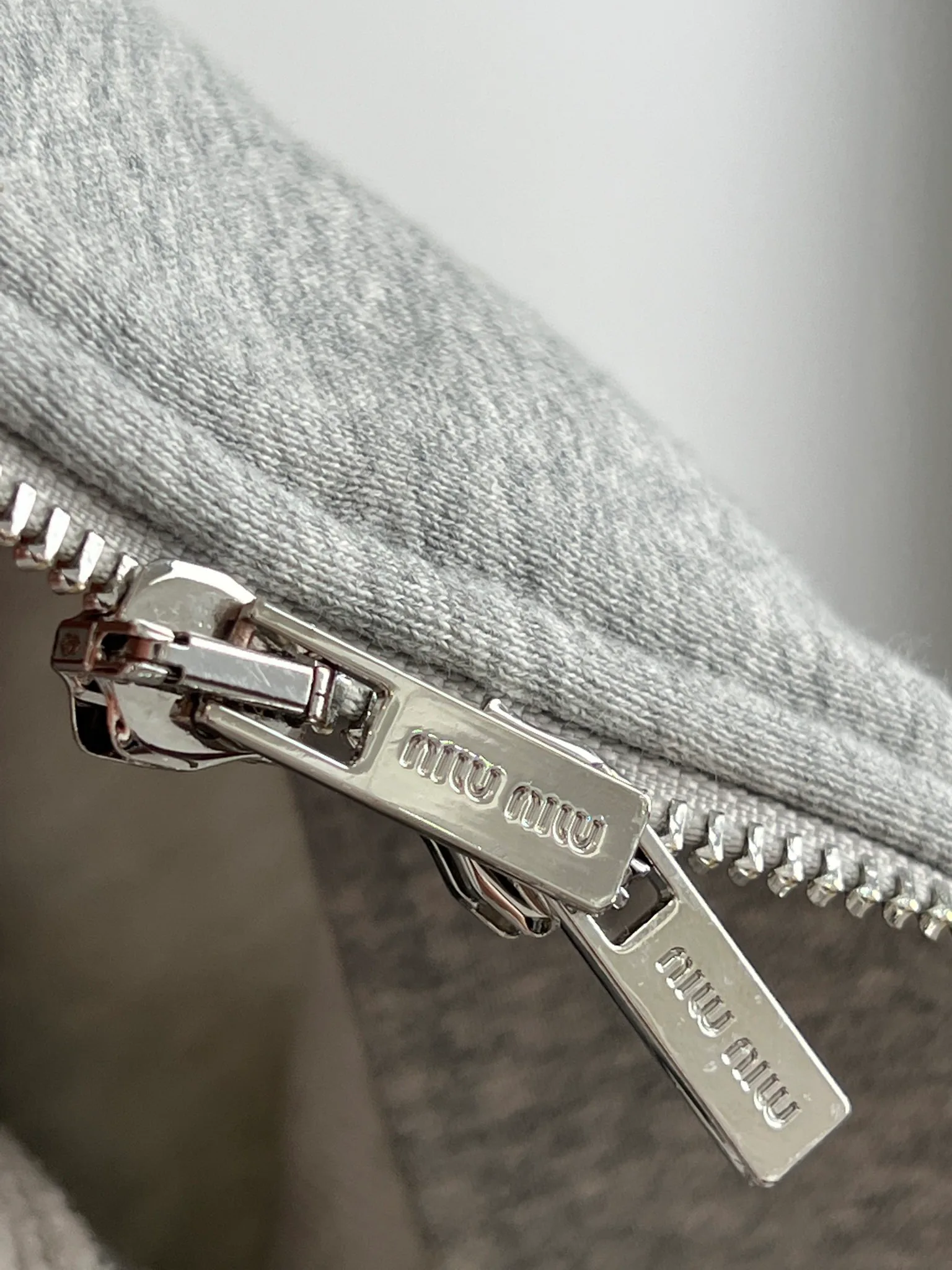 Women's Sweatshirts And Hoodies MIU MIU 17950163