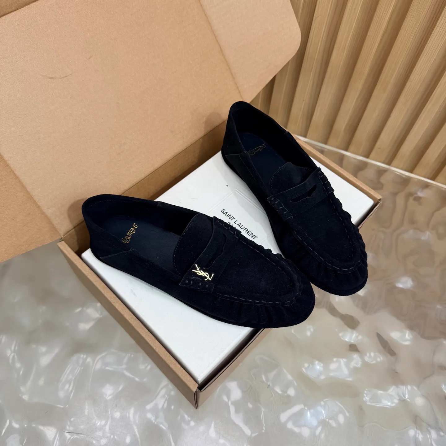 Women's Loafers And Moccasins SAINT LAURENT 17926443