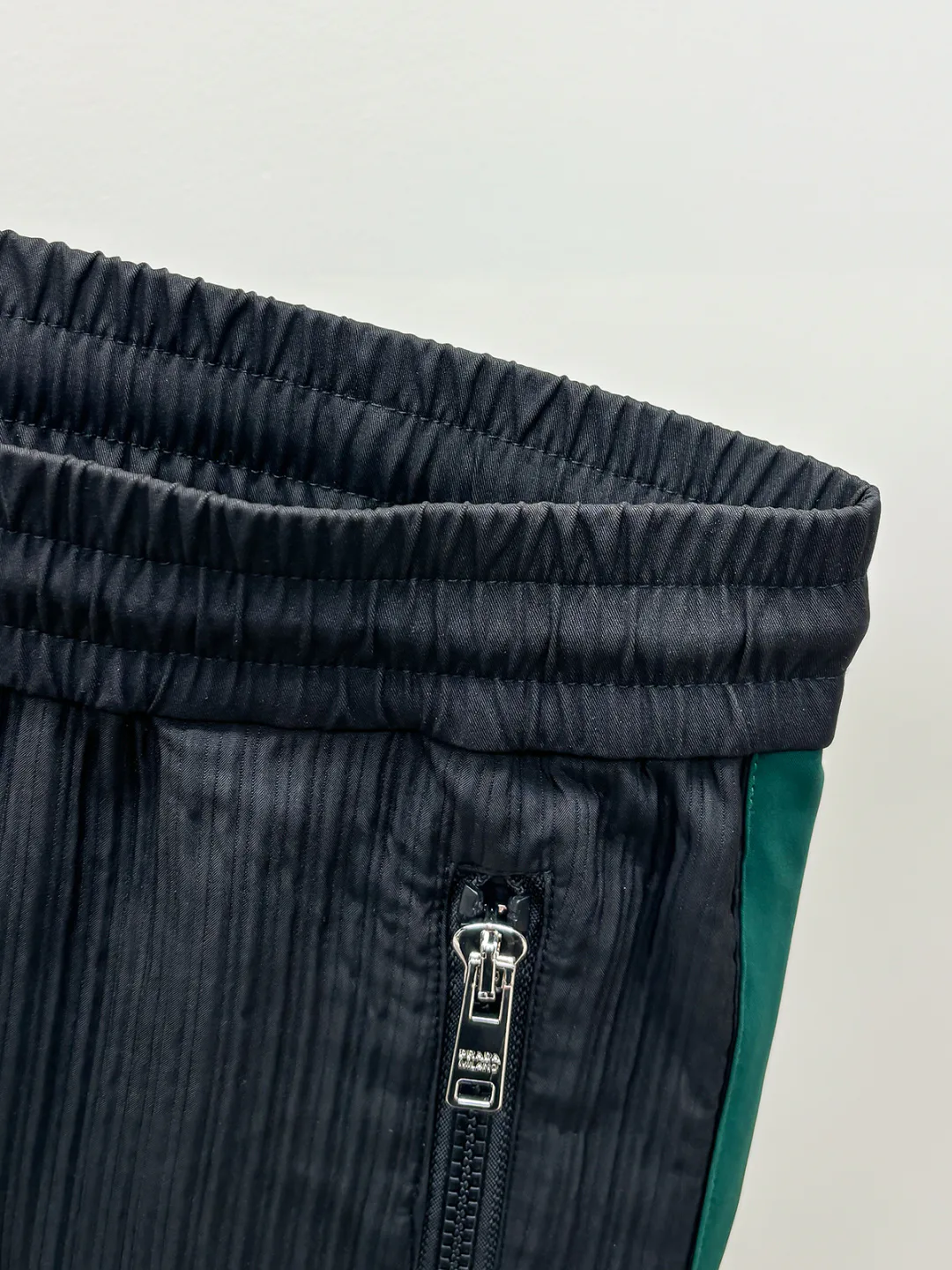 Men's Trousers PRADA 18499222