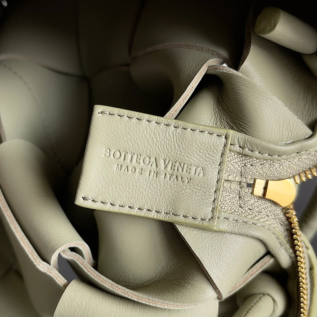 Women's Classic Handbags BOTTEGA VENETA 17434822