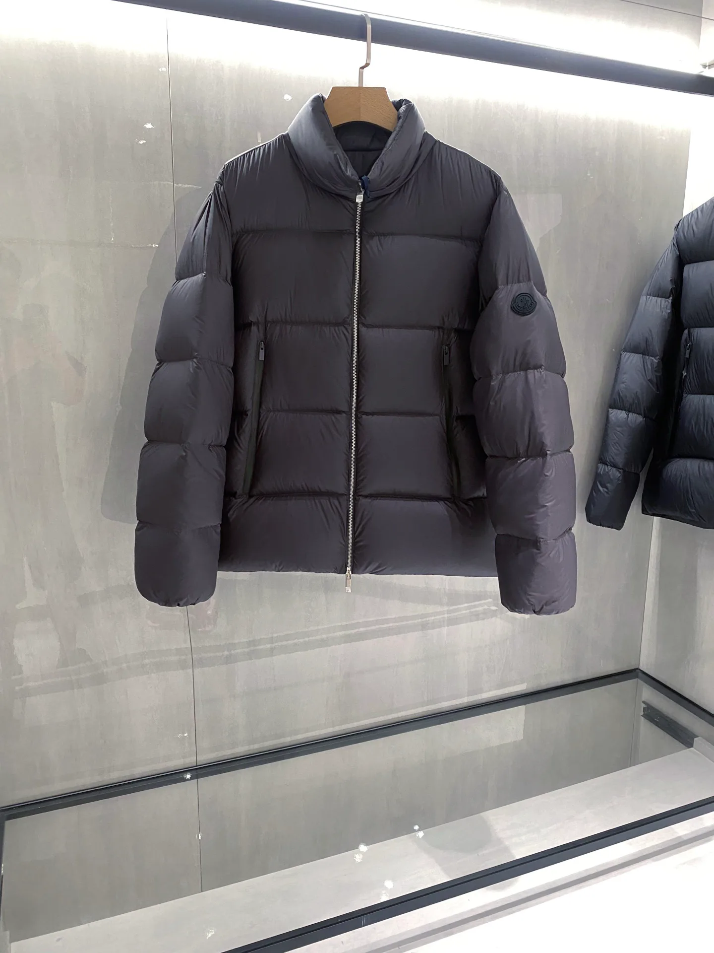 Men's Jackets And Down Jackets MONCLER 18296083