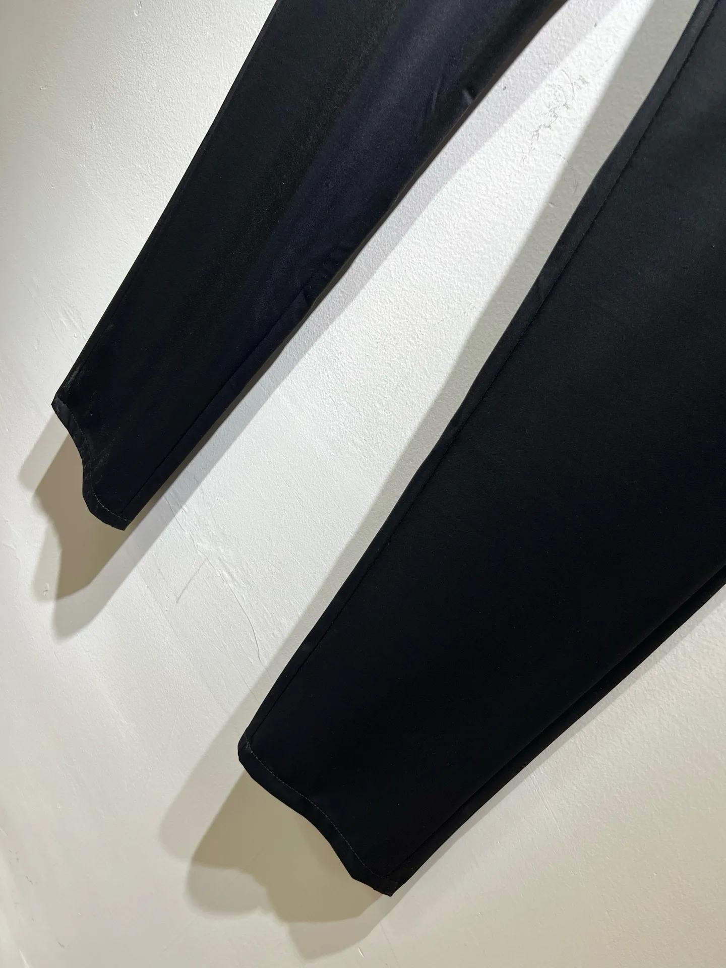 Men's Trousers VERSACE 18080982