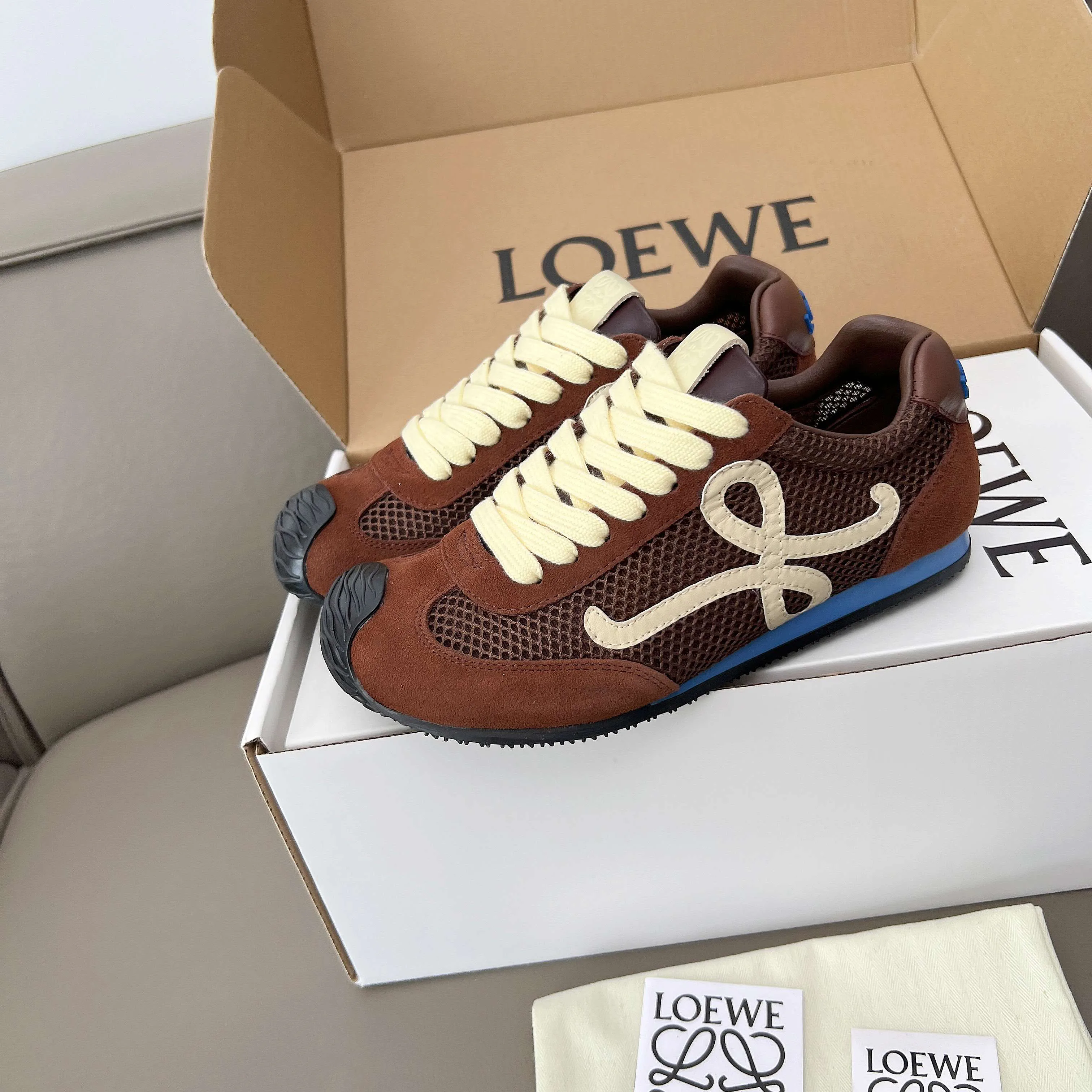 Women's Sneakers LOEWE 18011185