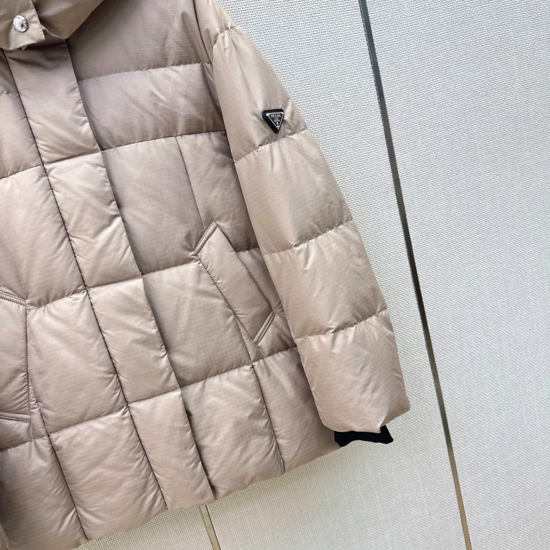 Women's Jackets And Down Jackets PRADA 18094553