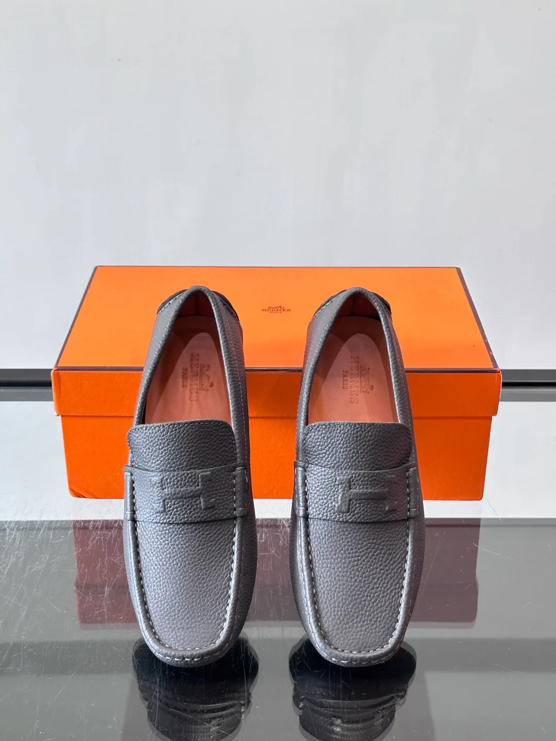 Men's Loafers And Dress Shoes HERMES 18102667