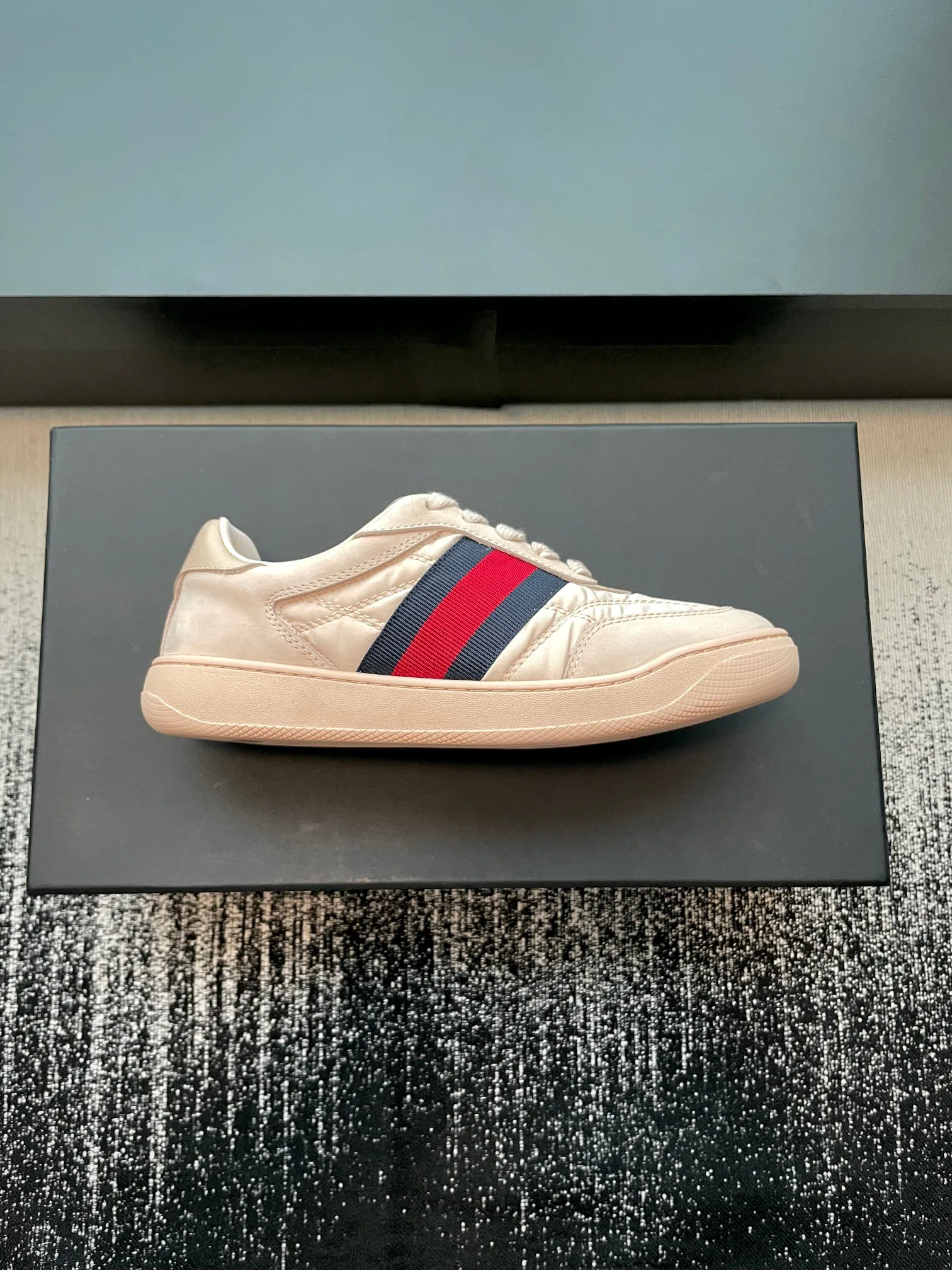 Women's Sneakers GUCCI 18447994