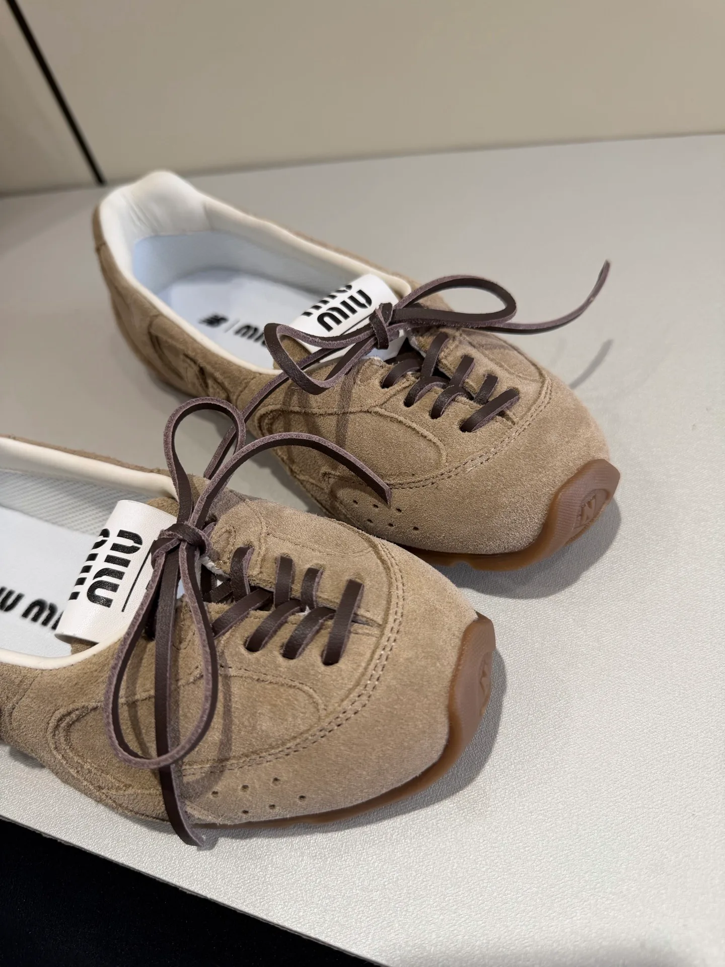 Women's Ballet Flats MIU MIU 17977106