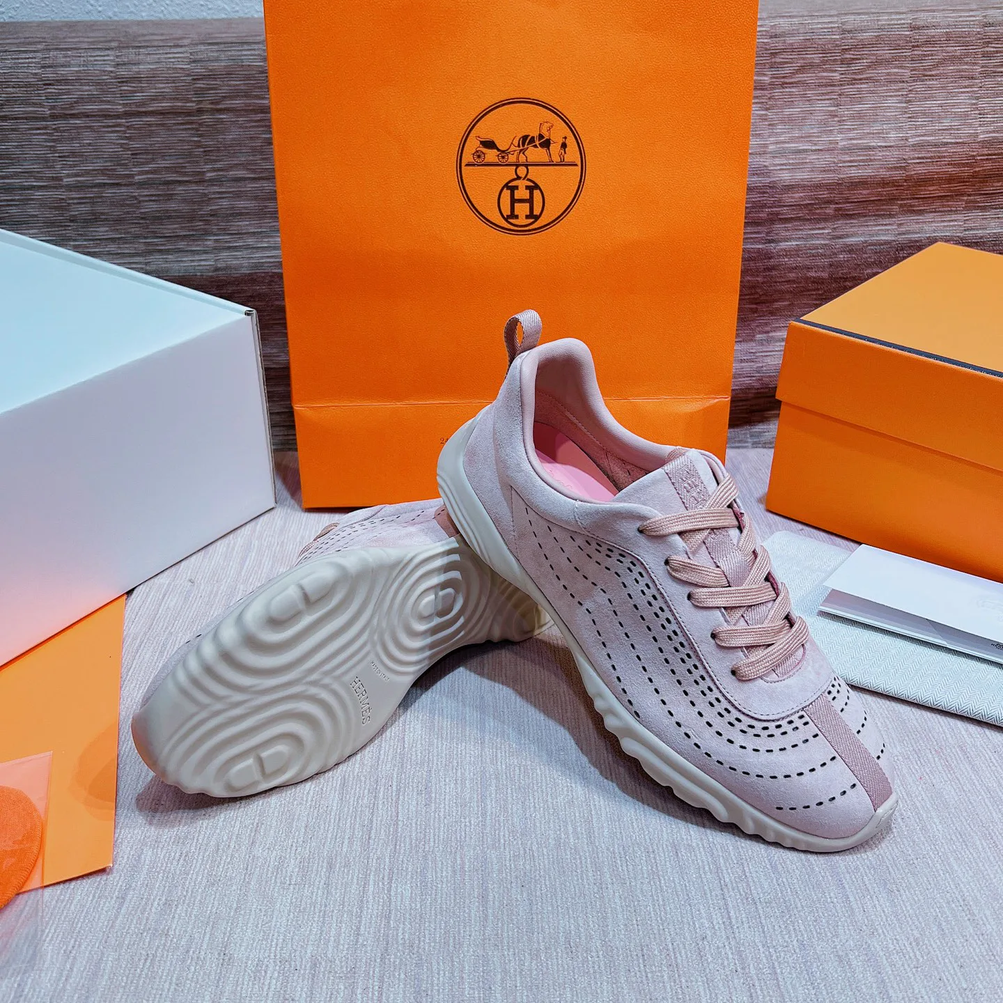 Men's Sneakers HERMES 17749564