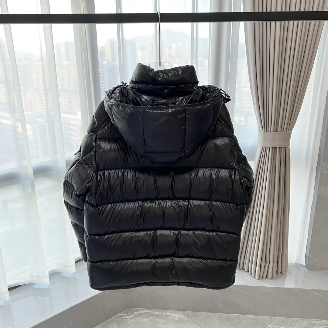 Men's Jackets And Down Jackets MONCLER 17964625