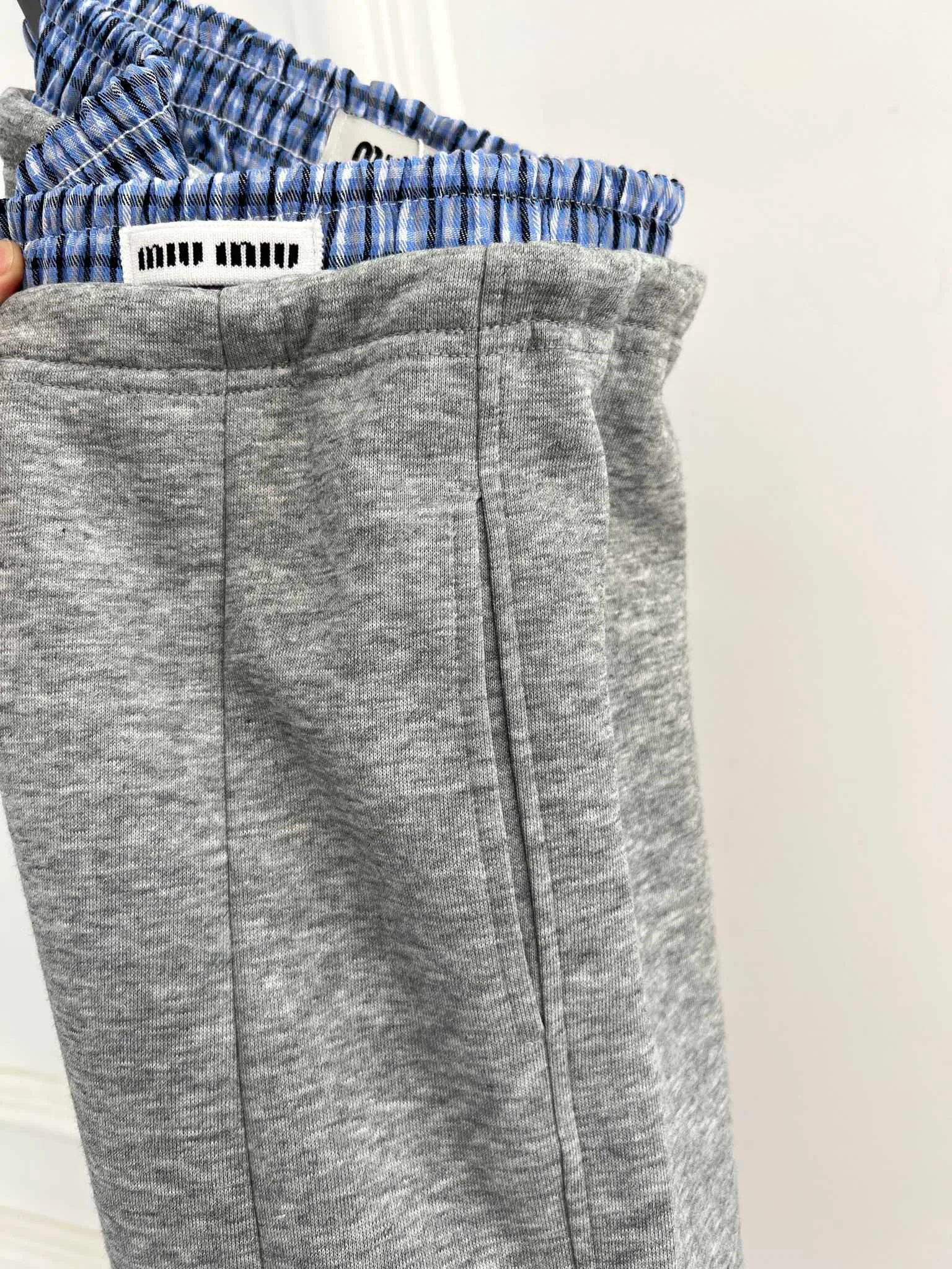 Women's Trousers MIU MIU 17950168