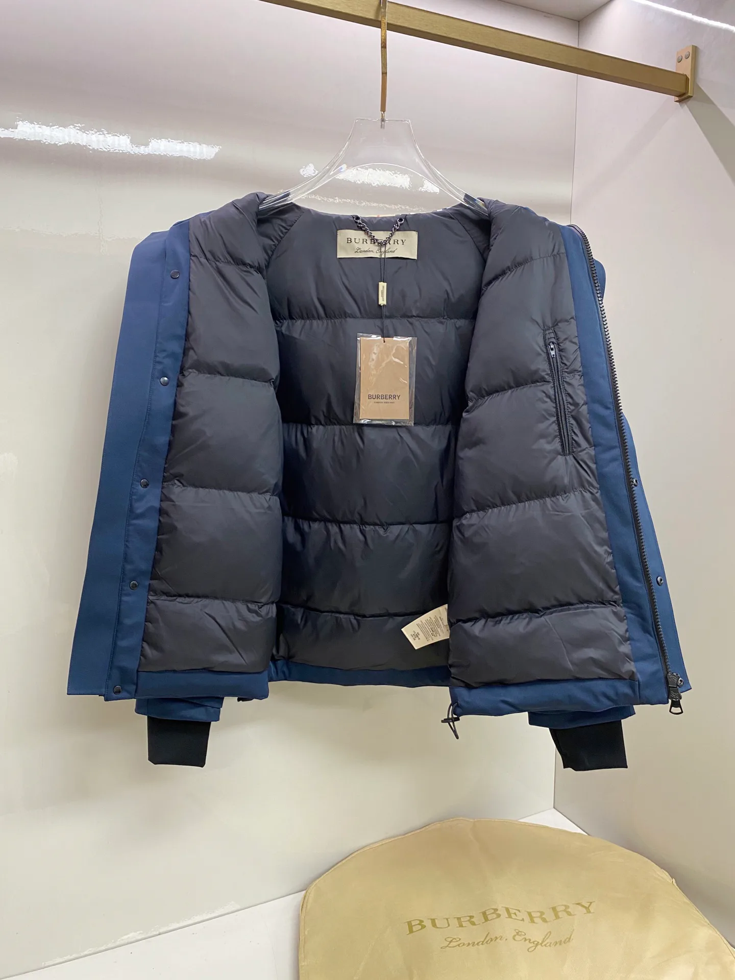 Men's Jackets And Down Jackets MONCLER 18029215