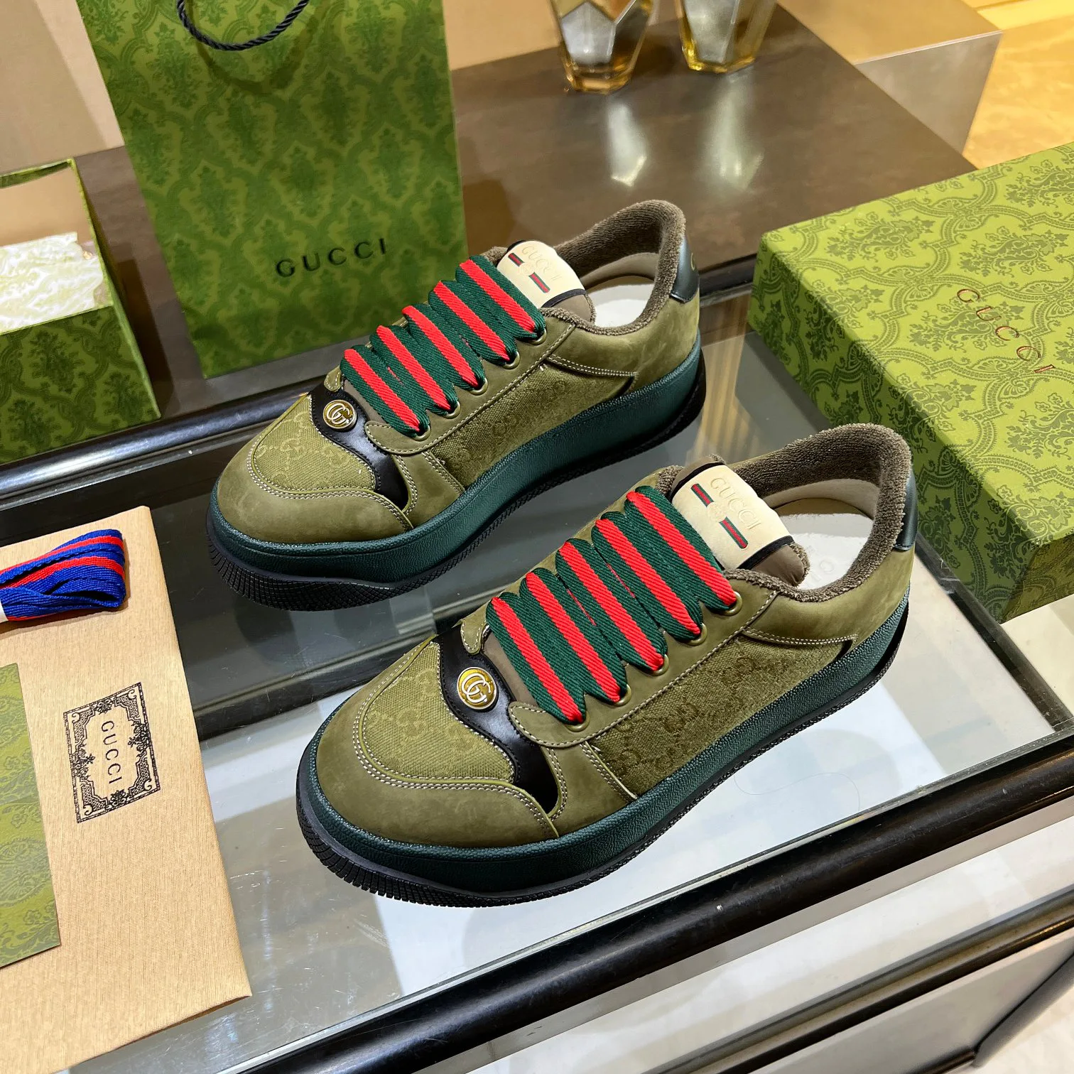 Women's Sneakers GUCCI 17955439