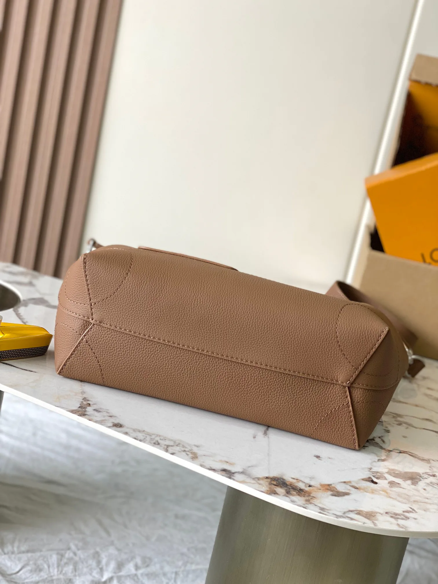 Women's Classic Handbags LOUIS VUITTON 18521056