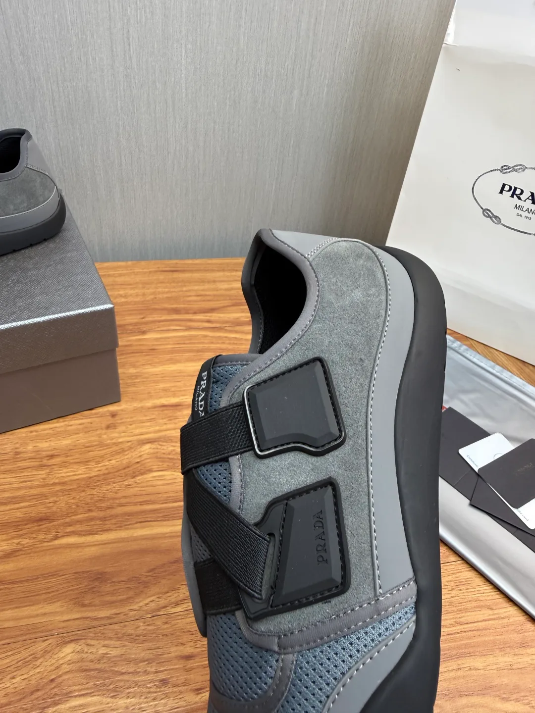 Men's Sneakers PRADA 17814119