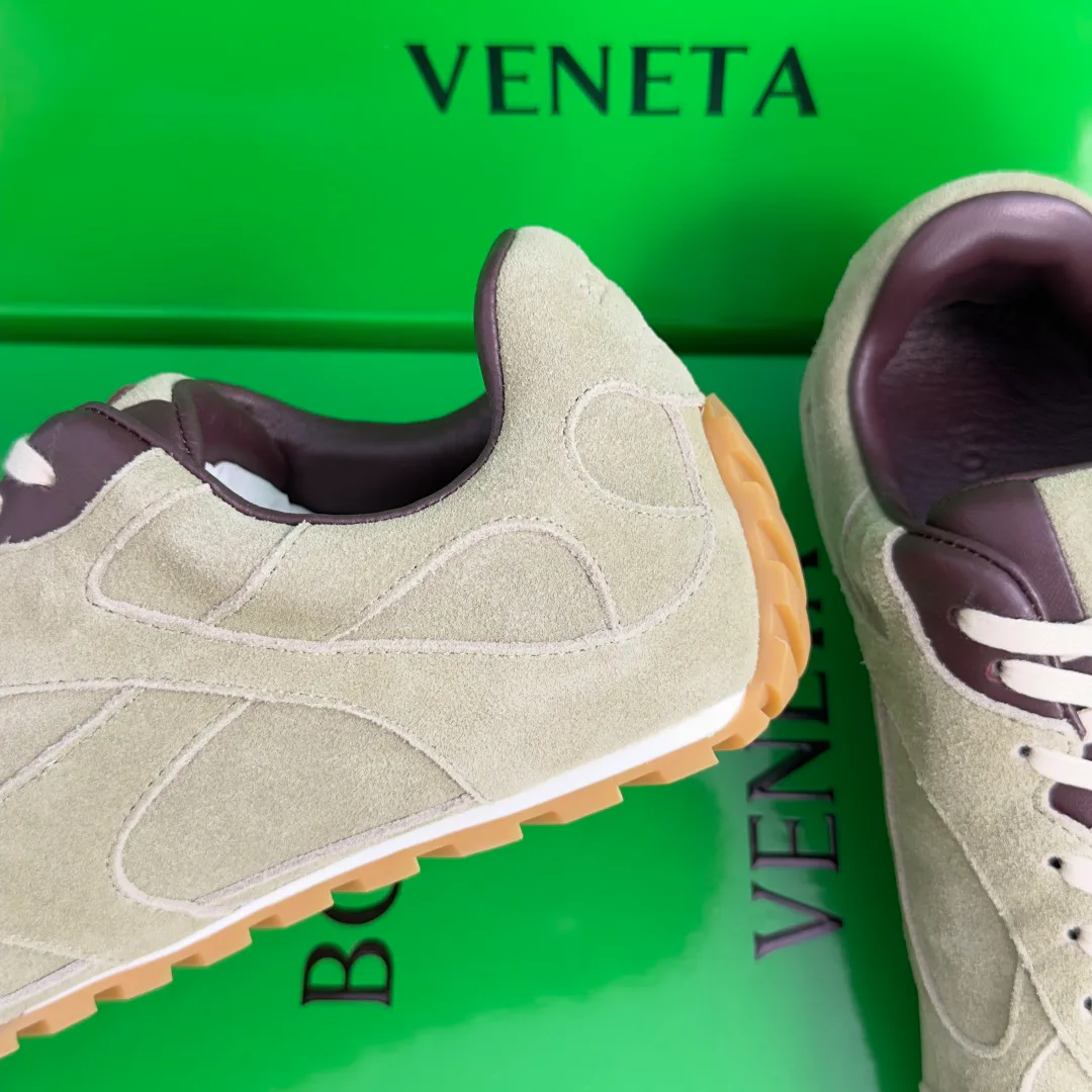 Women's Sneakers BOTTEGA VENETA 17771975