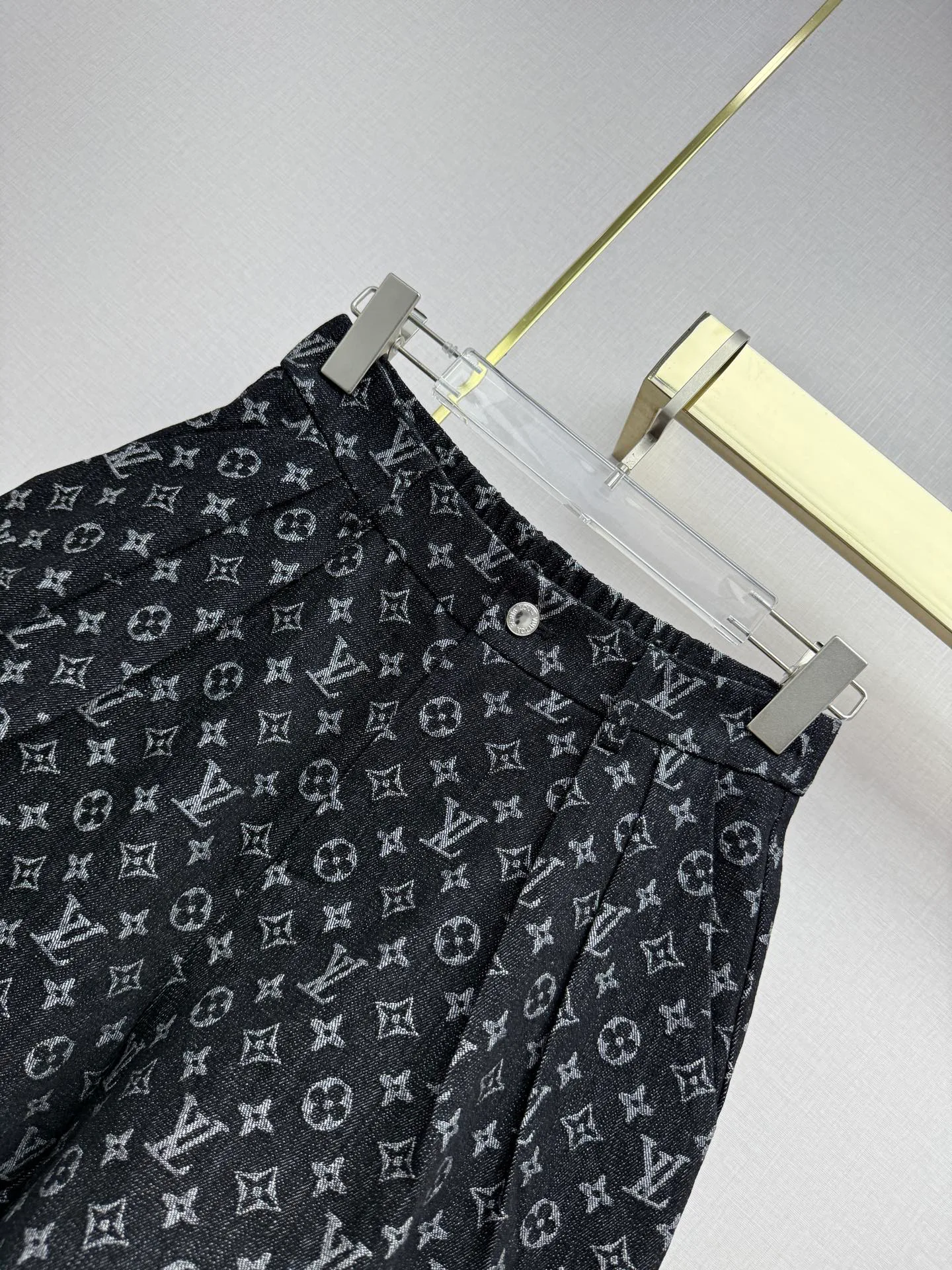 Women's T-Shirts LOUIS VUITTON 17361110