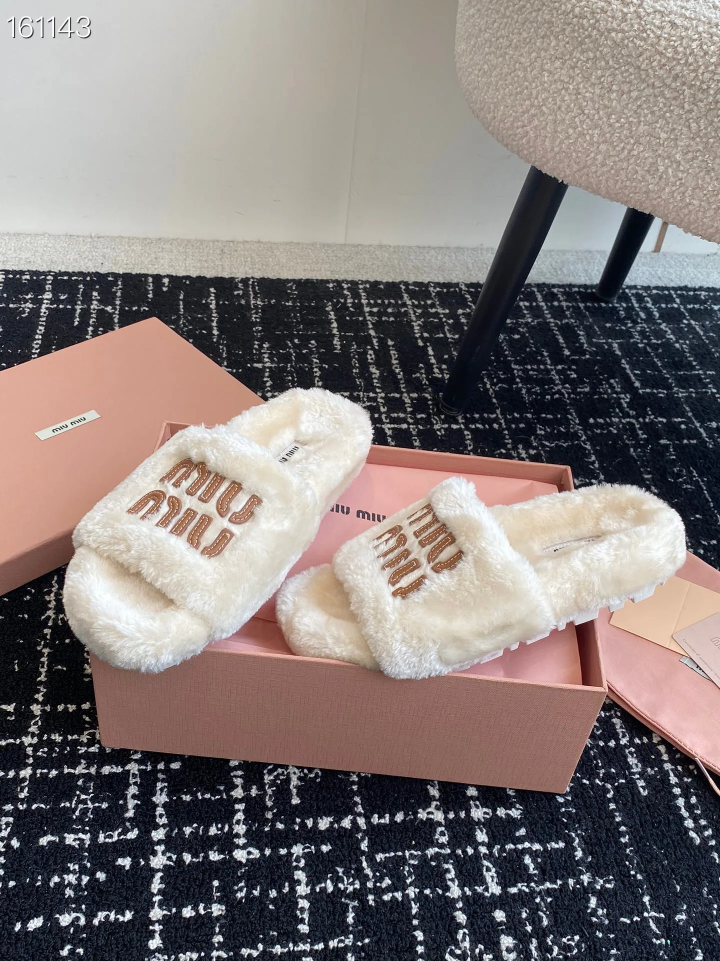 Women's Slippers MIU MIU 18241537