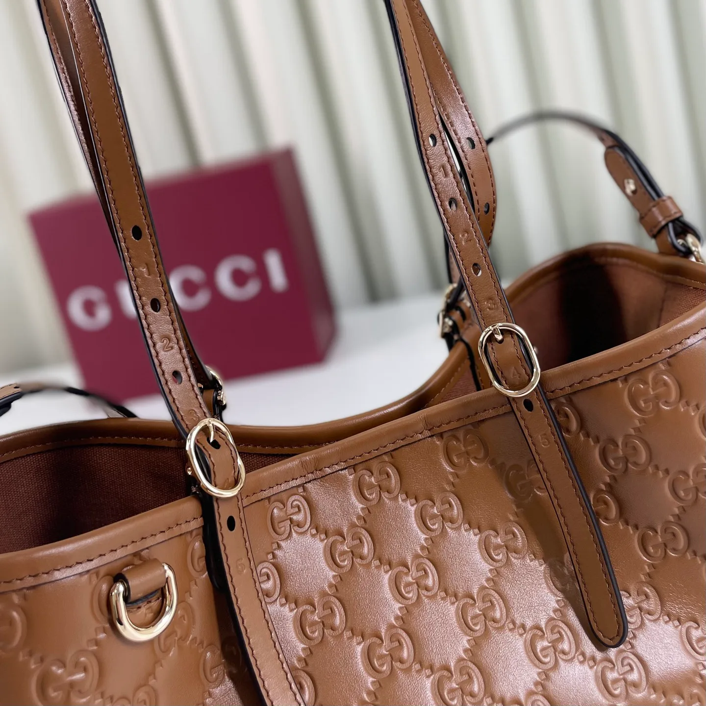 Women's Classic Handbags GUCCI 18273147