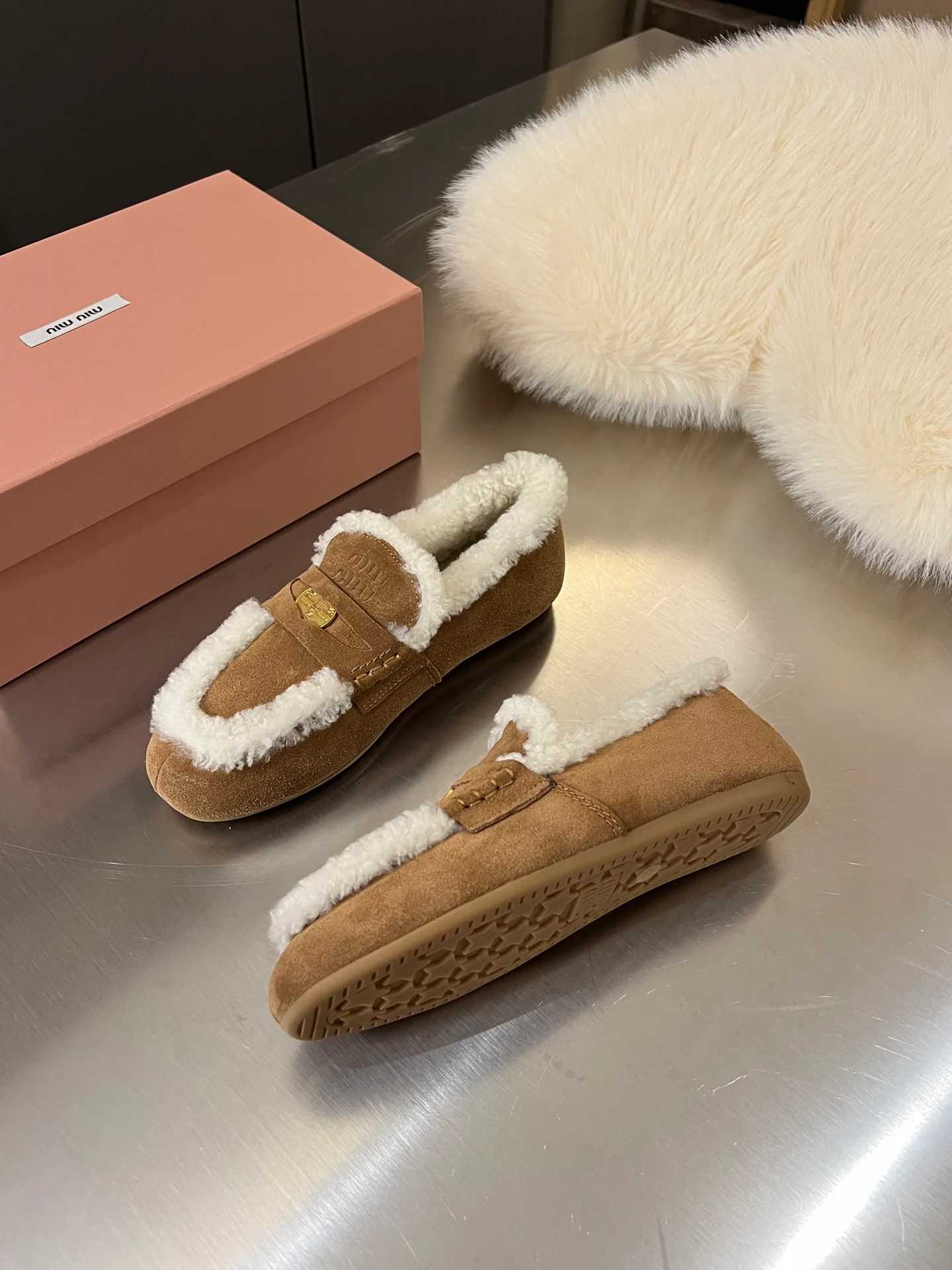 Women's Loafers And Moccasins MIU MIU 17948621