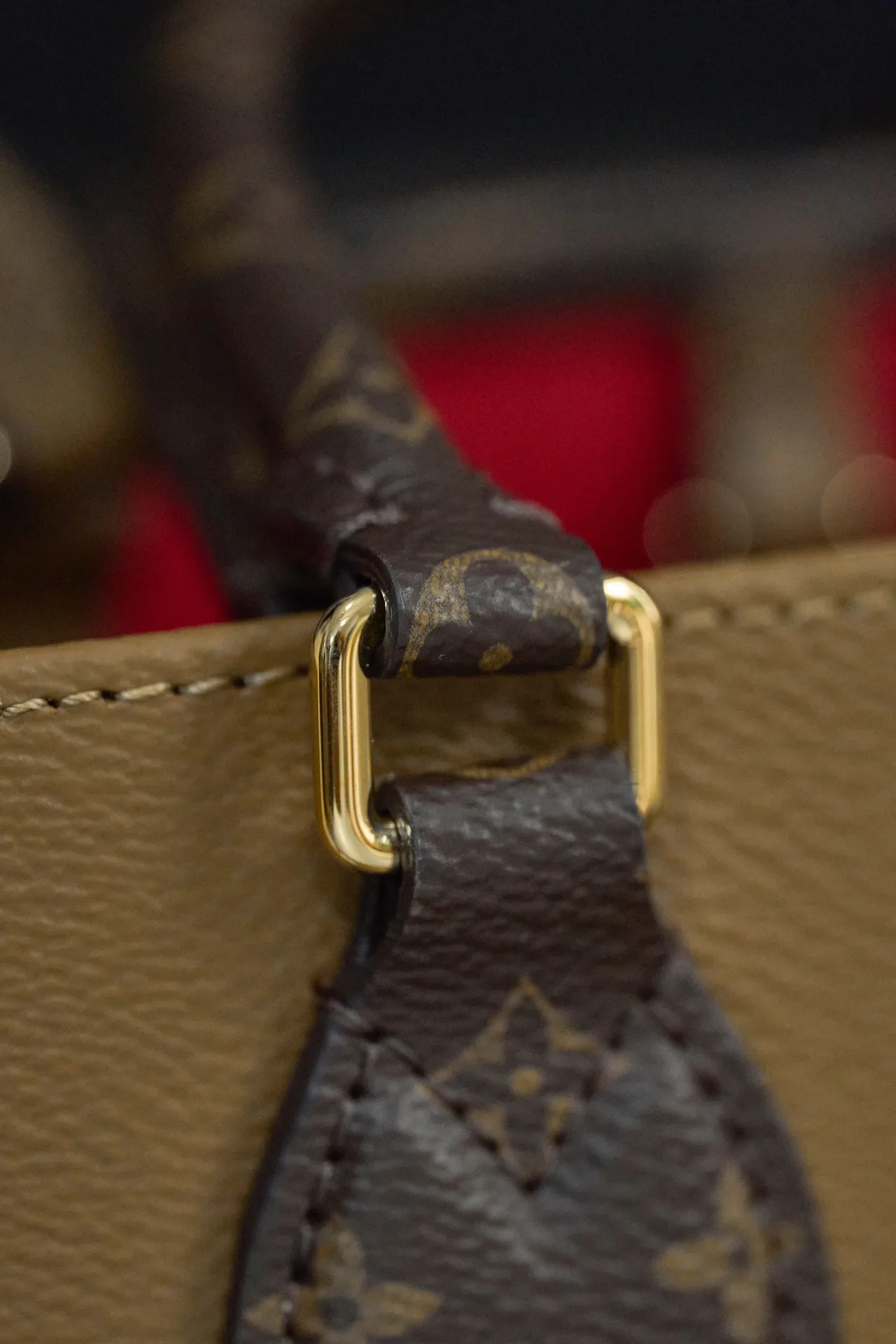 Women's Classic Handbags LOUIS VUITTON 18170506