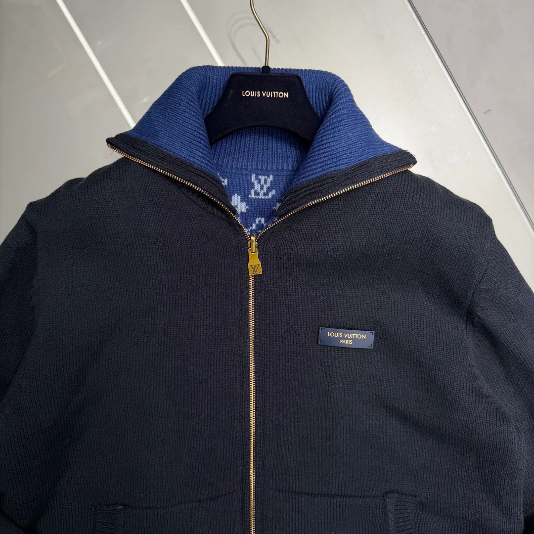 Men's Jackets And Down Jackets LOUIS VUITTON 17807236