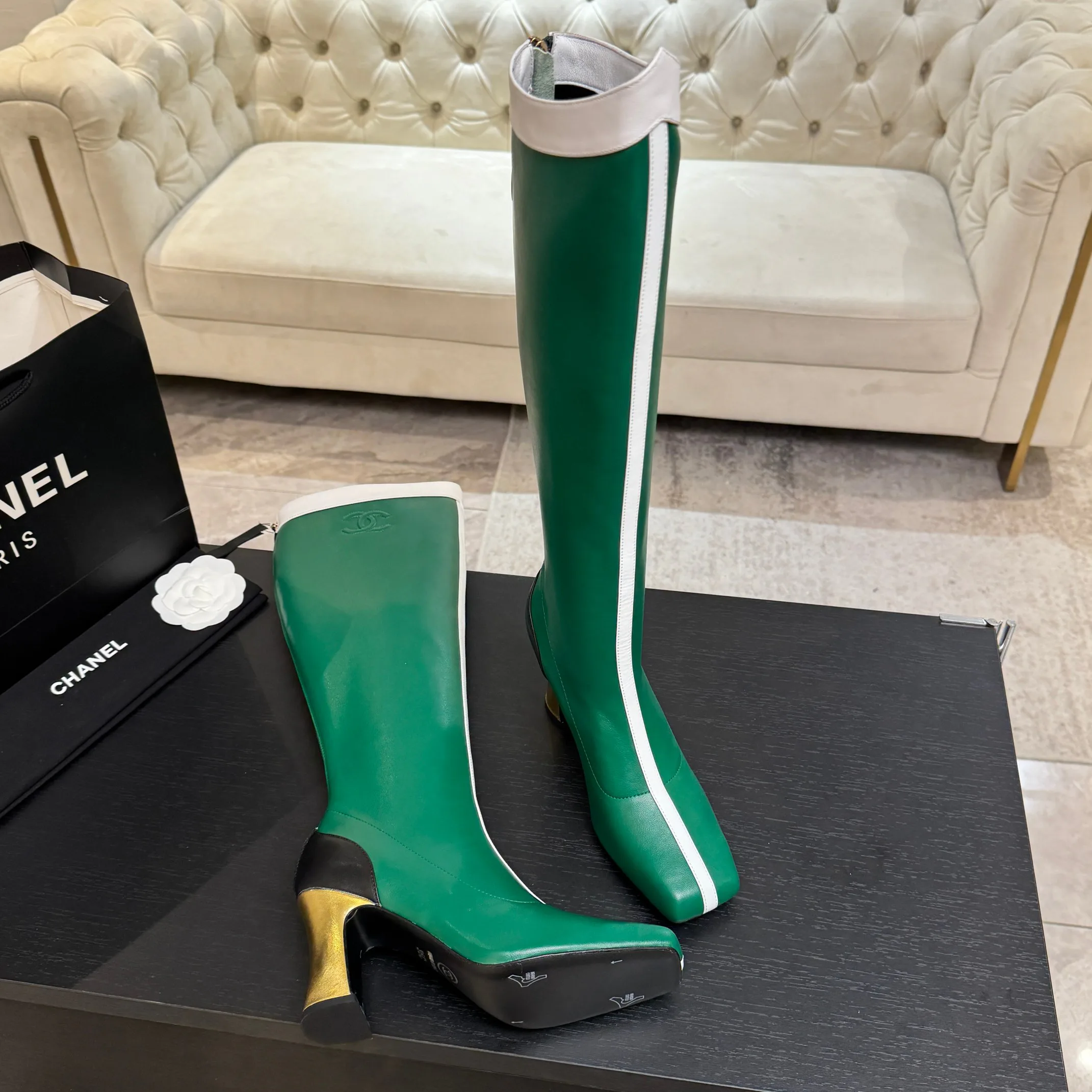 Women's Boots CHANEL 17900001