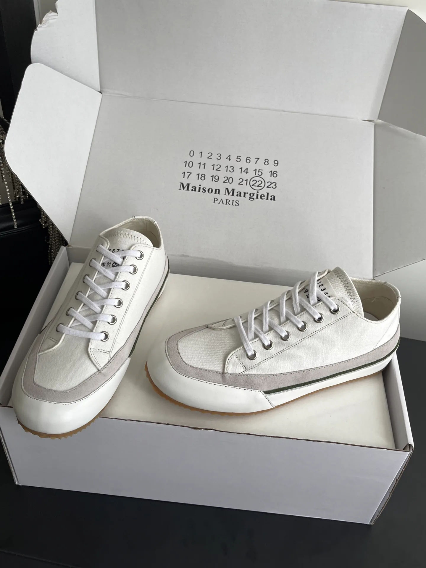 Women's Sneakers MAISON MARGIELA 17554409