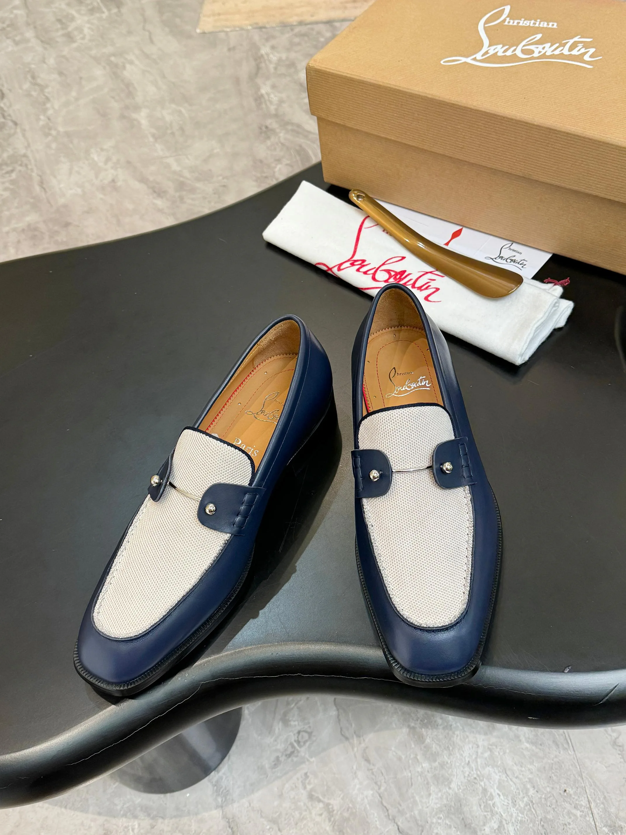 Men's Loafers And Dress Shoes CHRISTIAN LOUBOUTIN 18117275