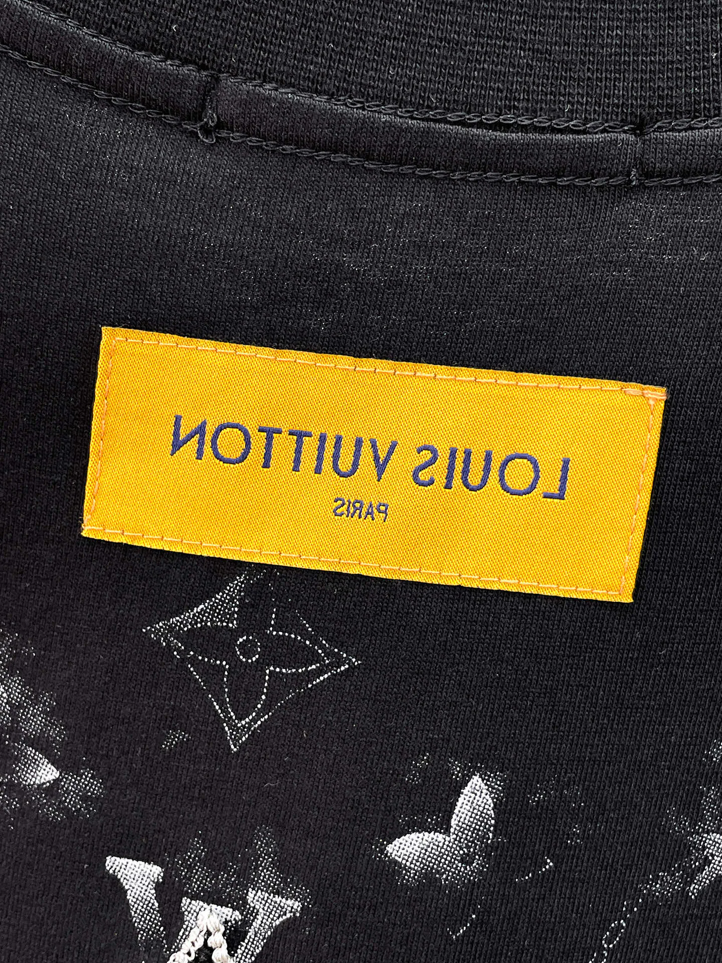 Men's T-Shirts LOUIS VUITTON 17904075