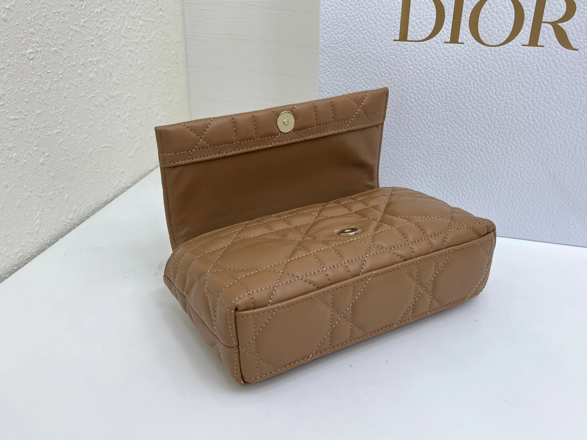 Women's Classic Handbags CHRISTIAN DIOR 17463899