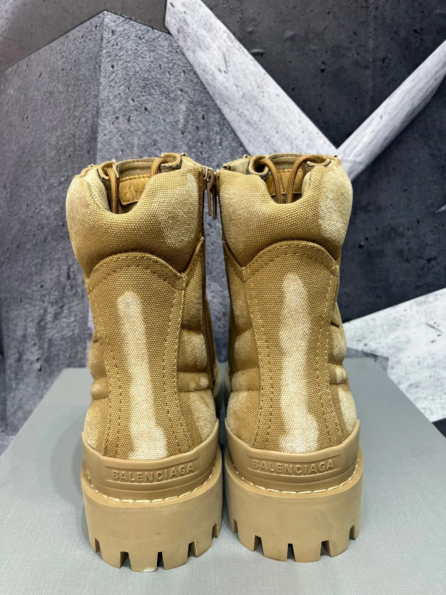 Men's Ankle Boots BALENCIAGA 17962233