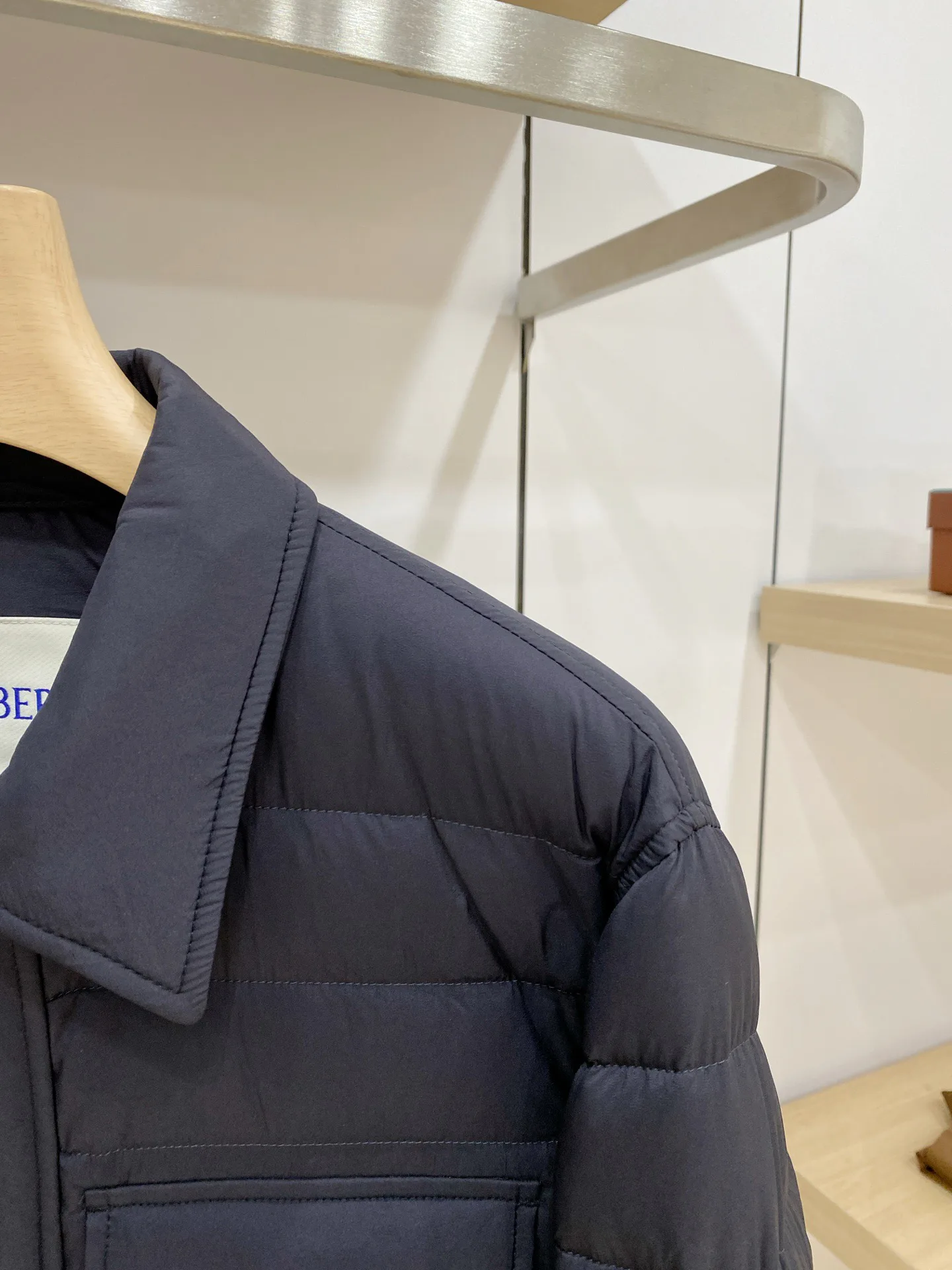 Women's Jackets And Down Jackets BURBERRY 18284798