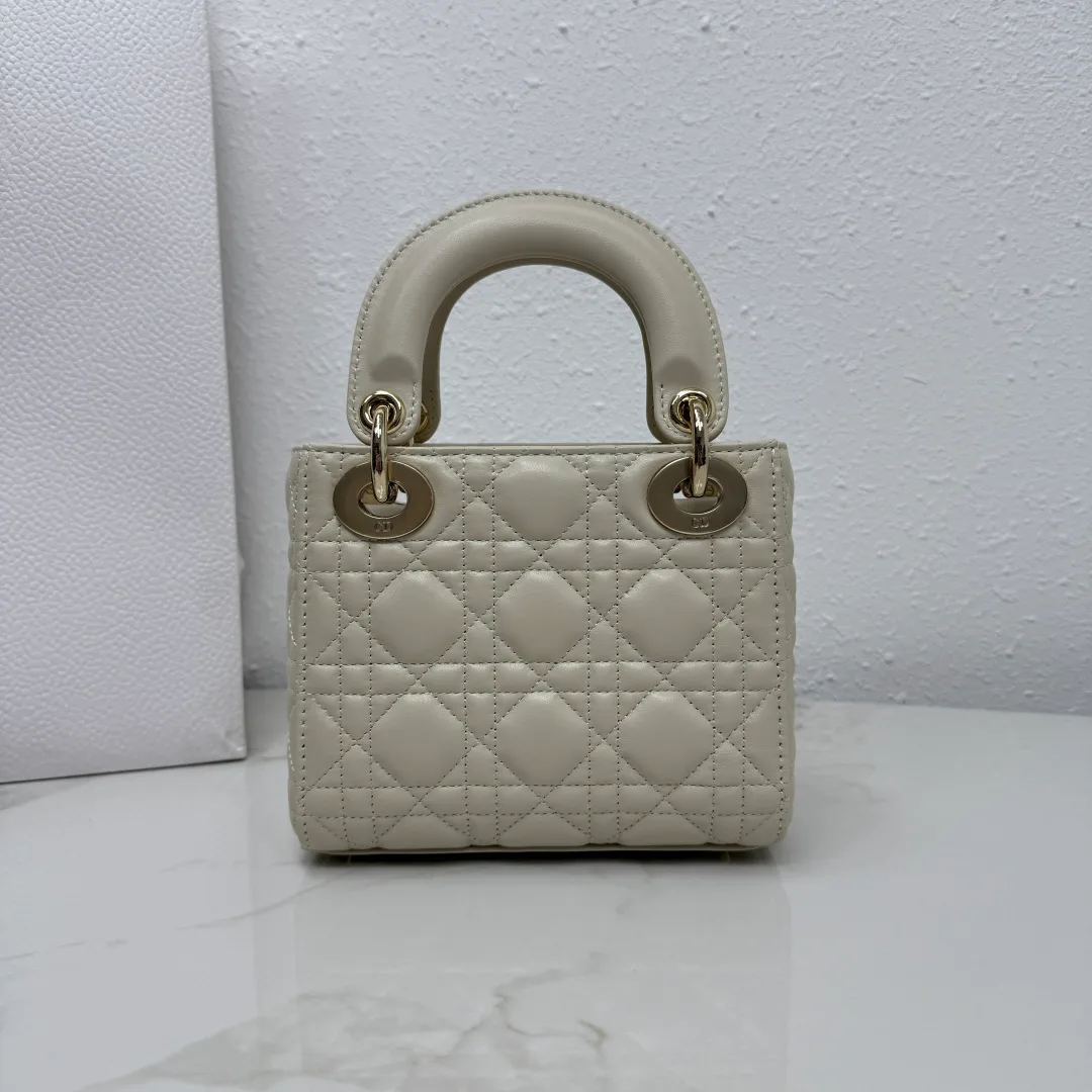 Women's Classic Handbags CHRISTIAN DIOR 18116407