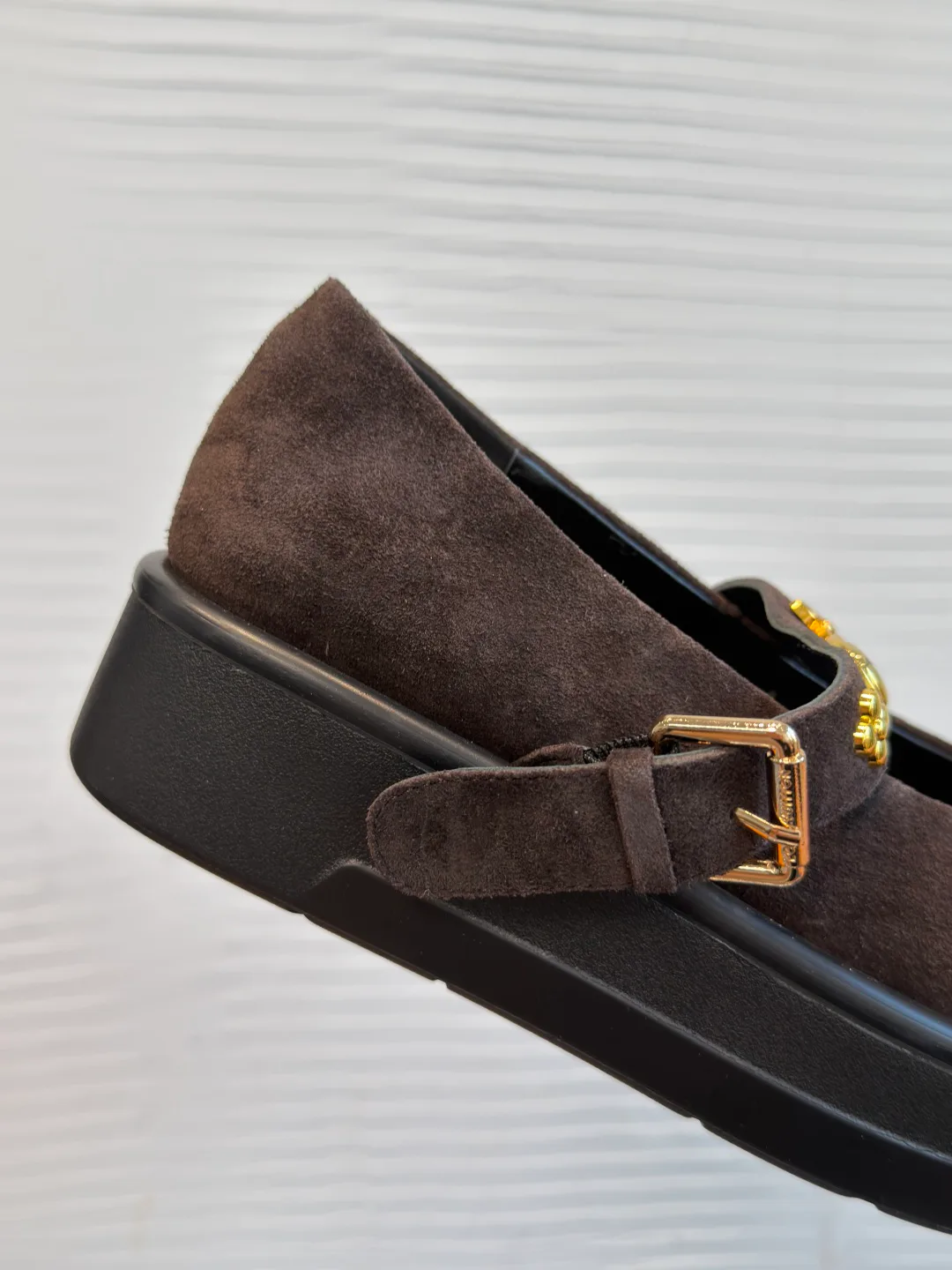 Балетки Женские Louis Vuitton 18604716