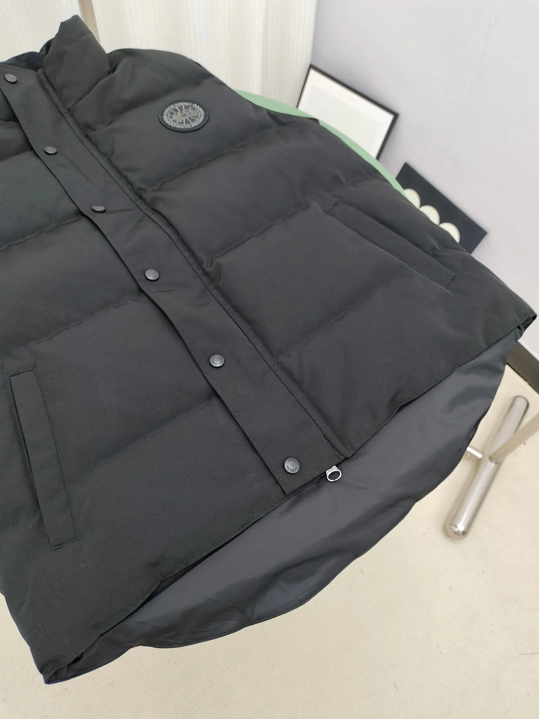 Men's Vests CANADA GOOSE 18111600