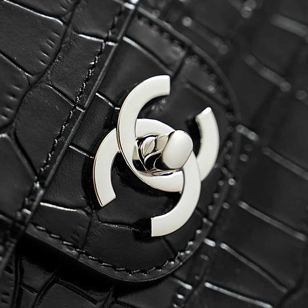 Классические Сумки Женские Chanel 18588752