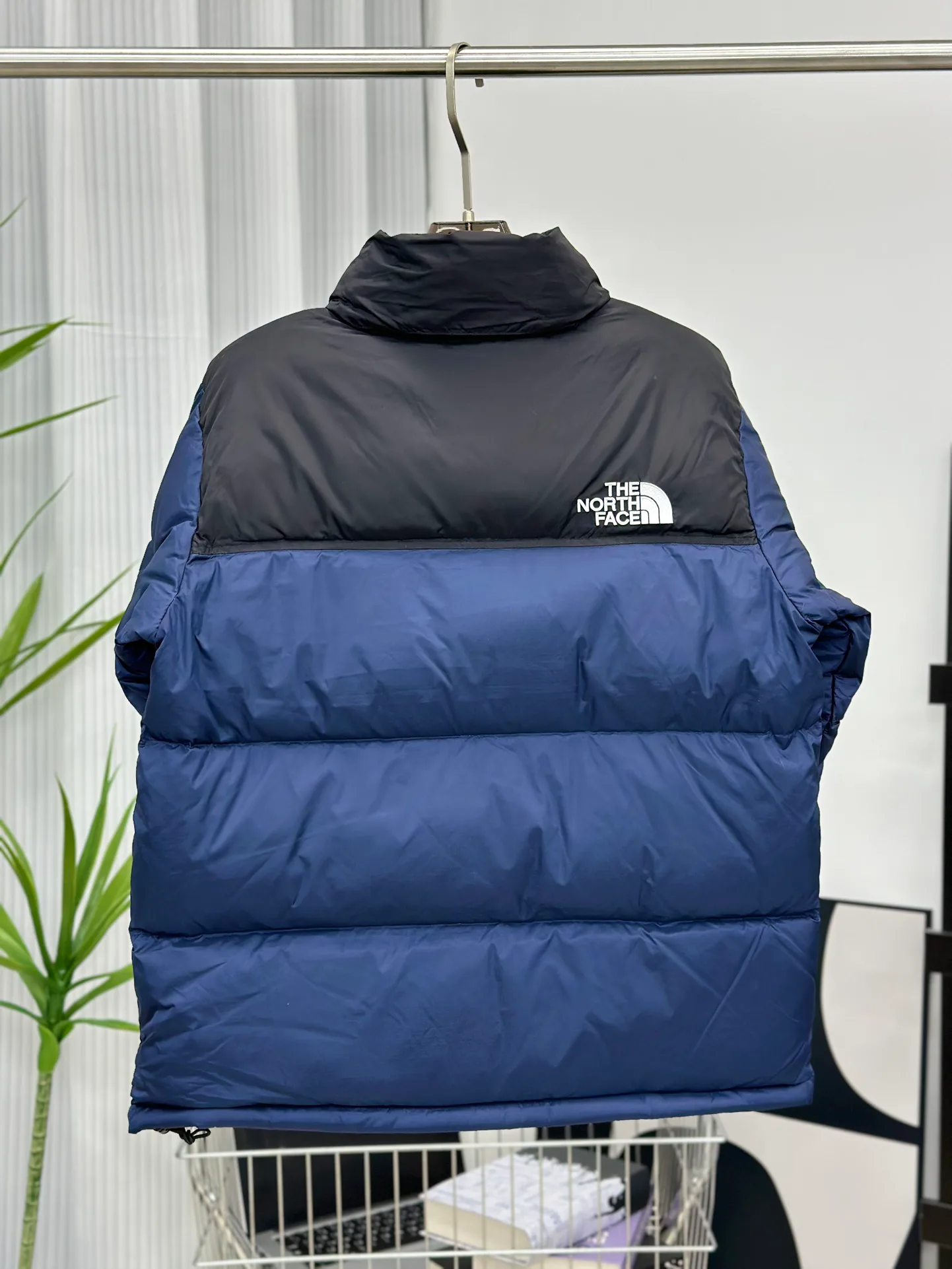 Куртки И Пуховики Мужские The North Face 18645576