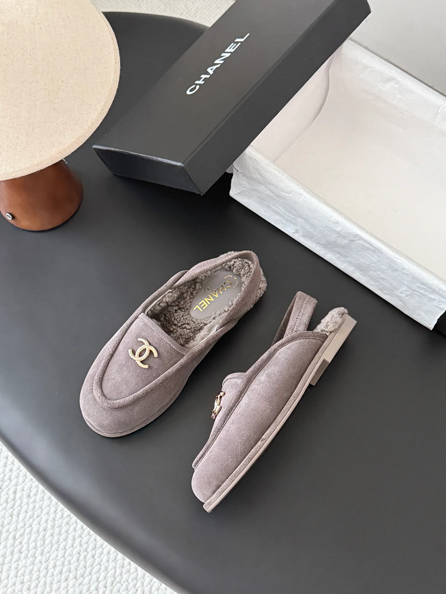 Women's Loafers And Moccasins CHANEL 18138970