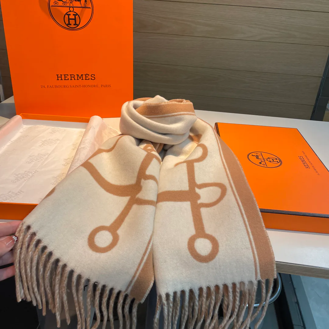 Scarves HERMES 18525780